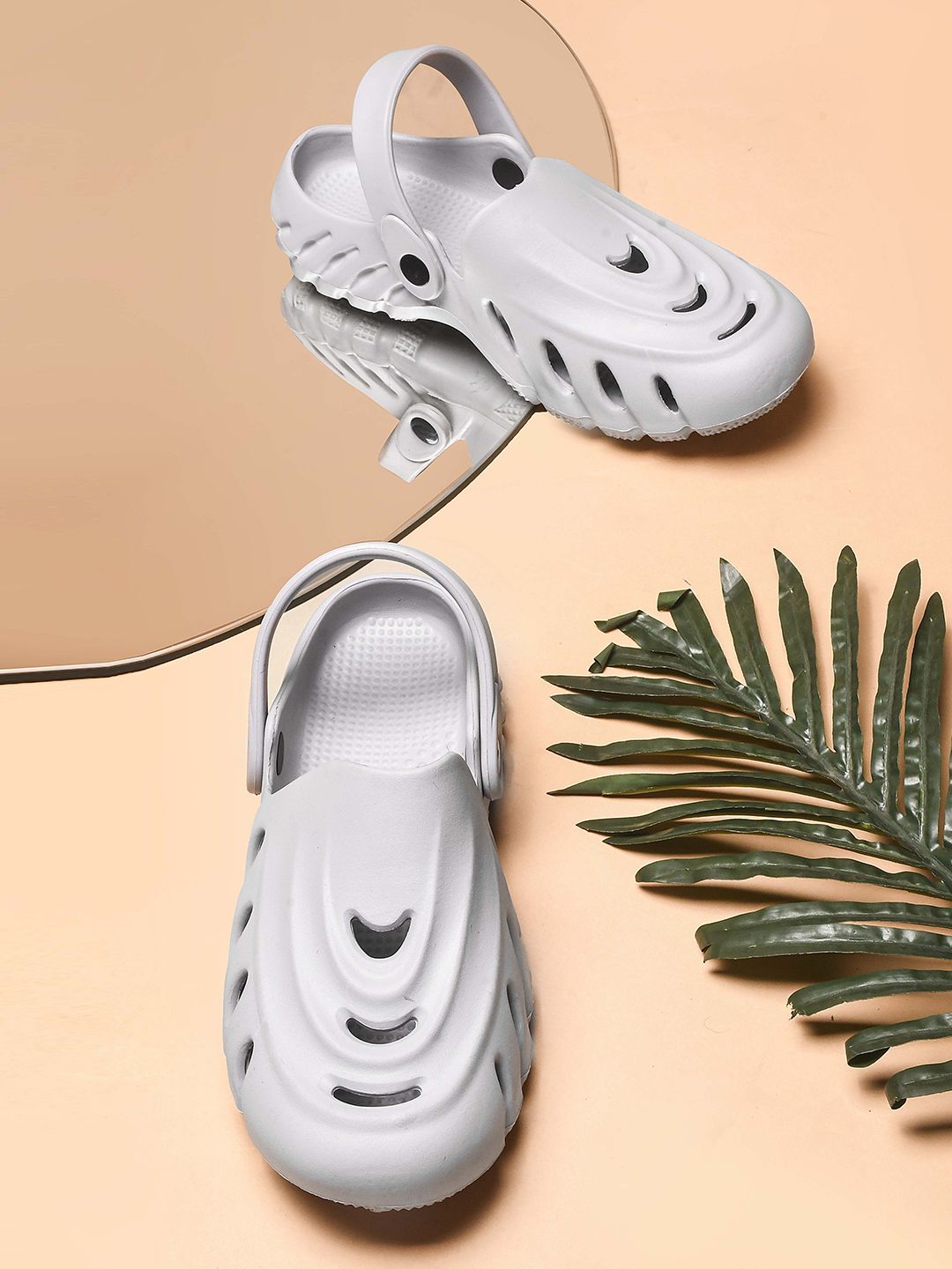 BERSACHE Men Clogs