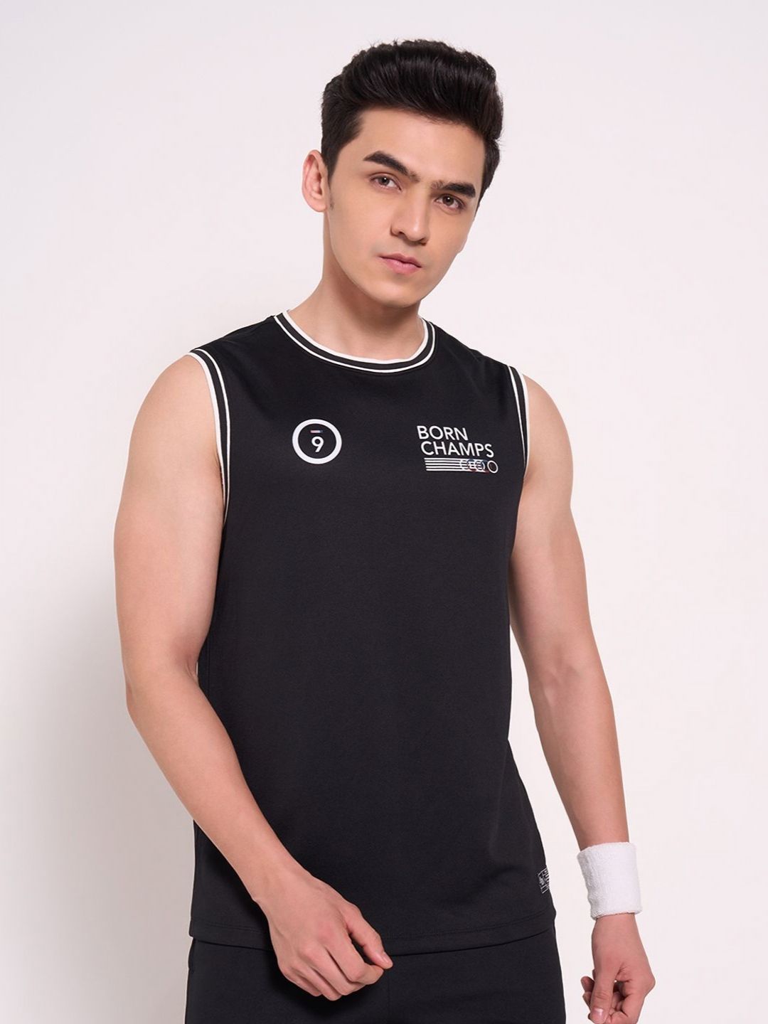 Ajile by Pantaloons Men Applique Slim Fit T-shirt