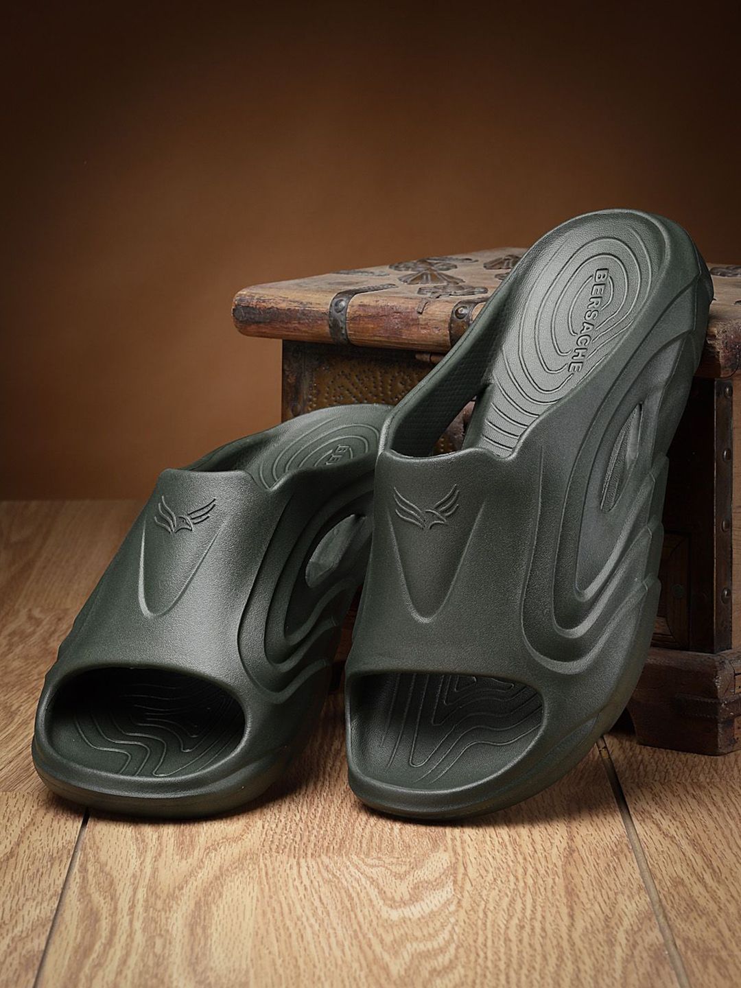 BERSACHE Men Clogs