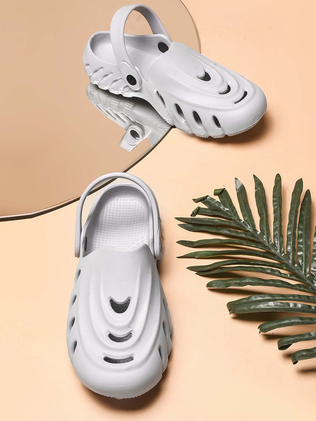 BERSACHE Men Clogs