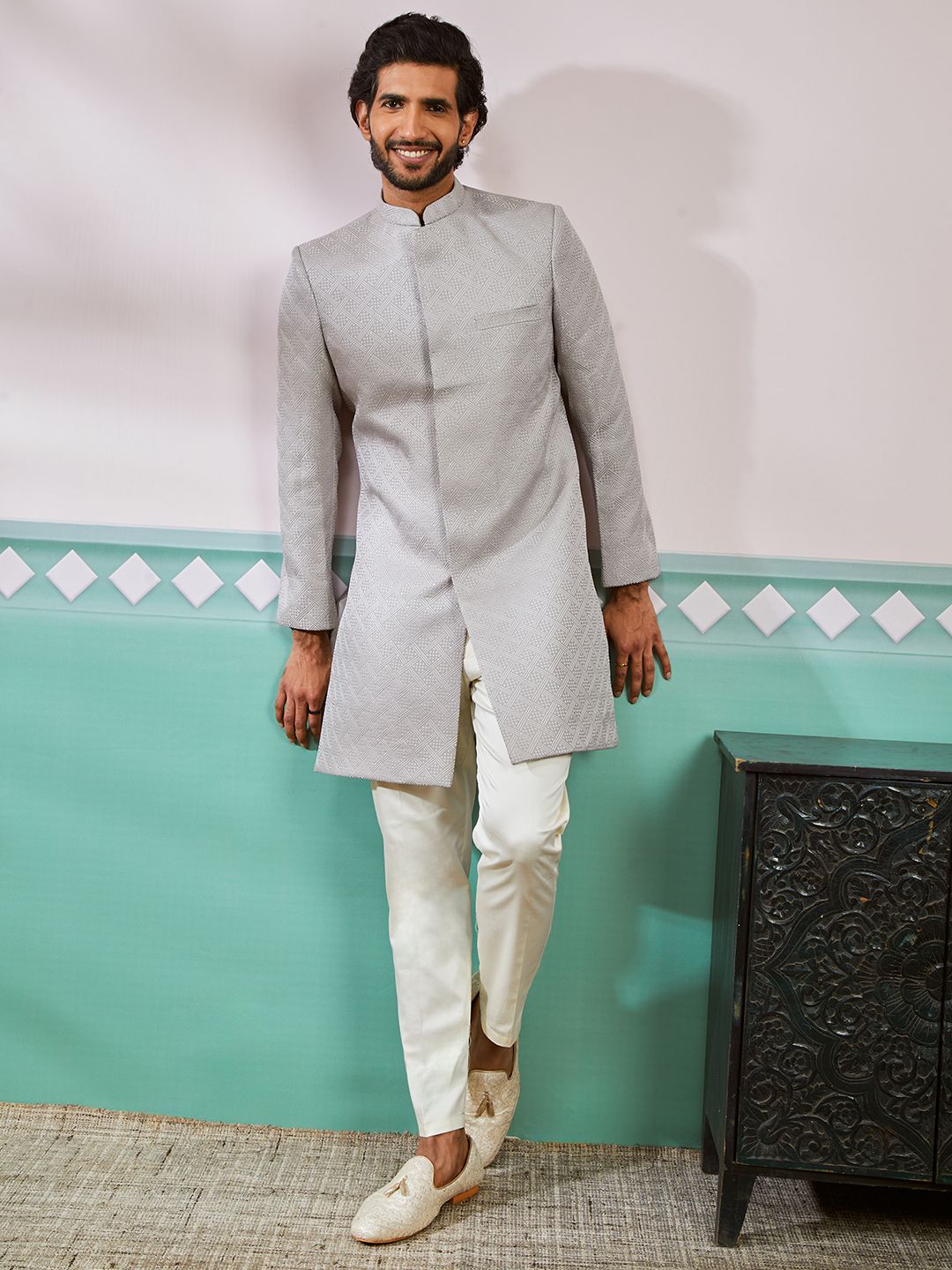 VASTRAMAY Self Design Woven Sherwani Set