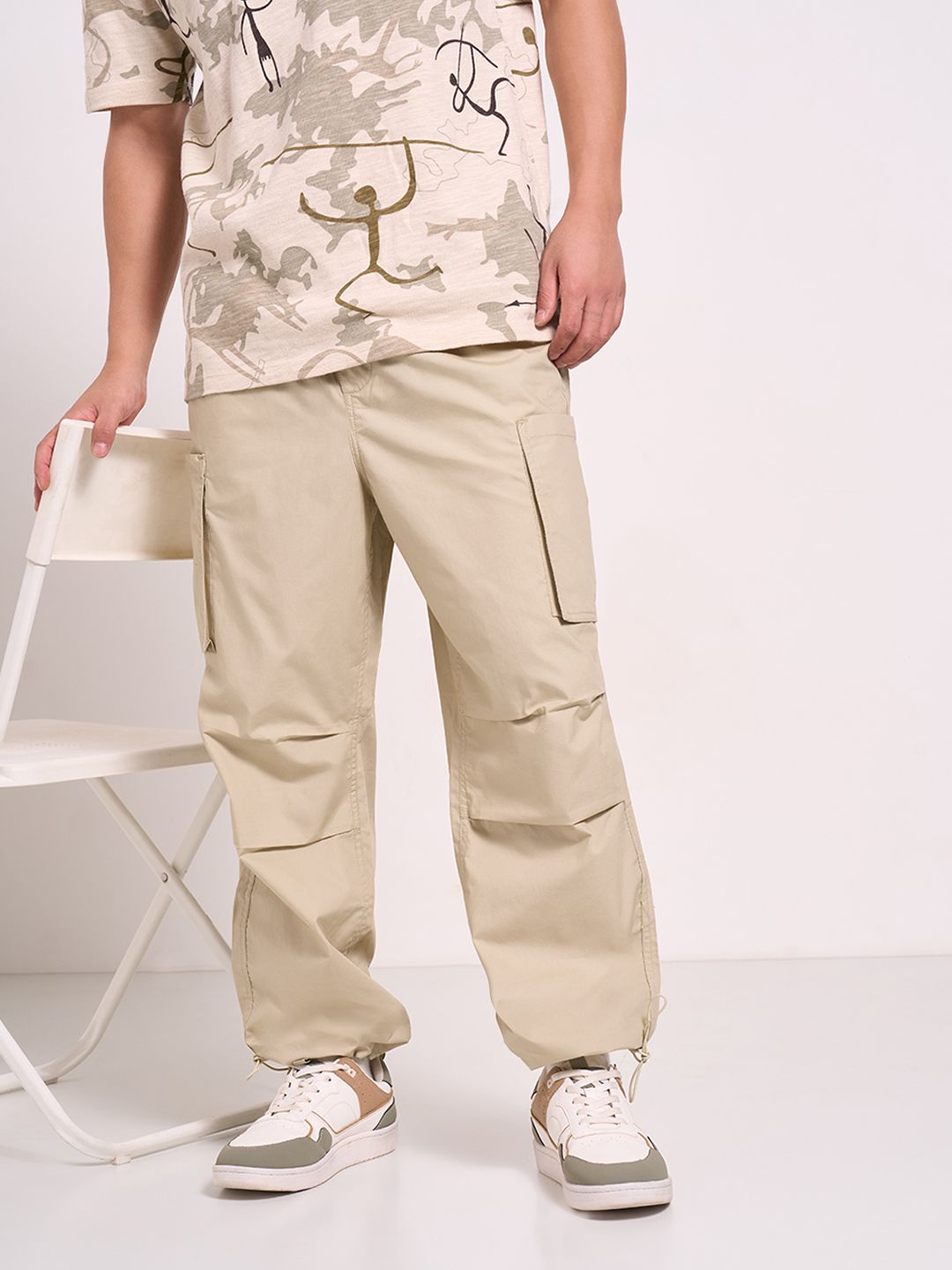 7 Alt by Pantaloons Men Printed Loose Fit Trousers