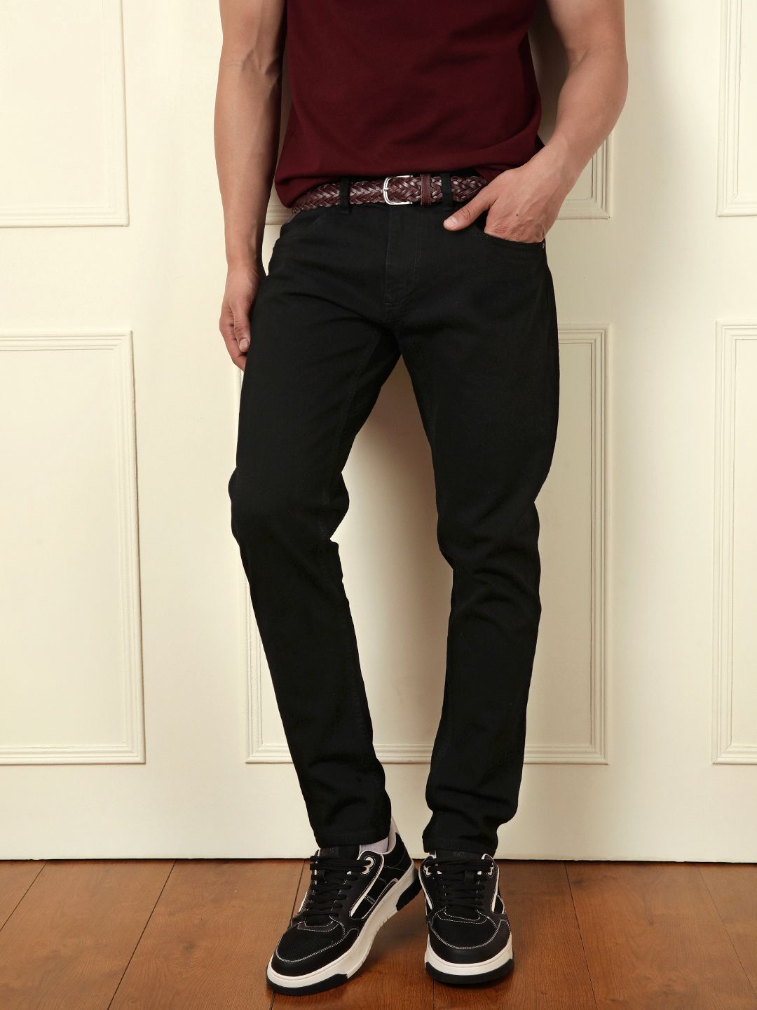 WROGN Men Comfort Tapered Fit Jeans