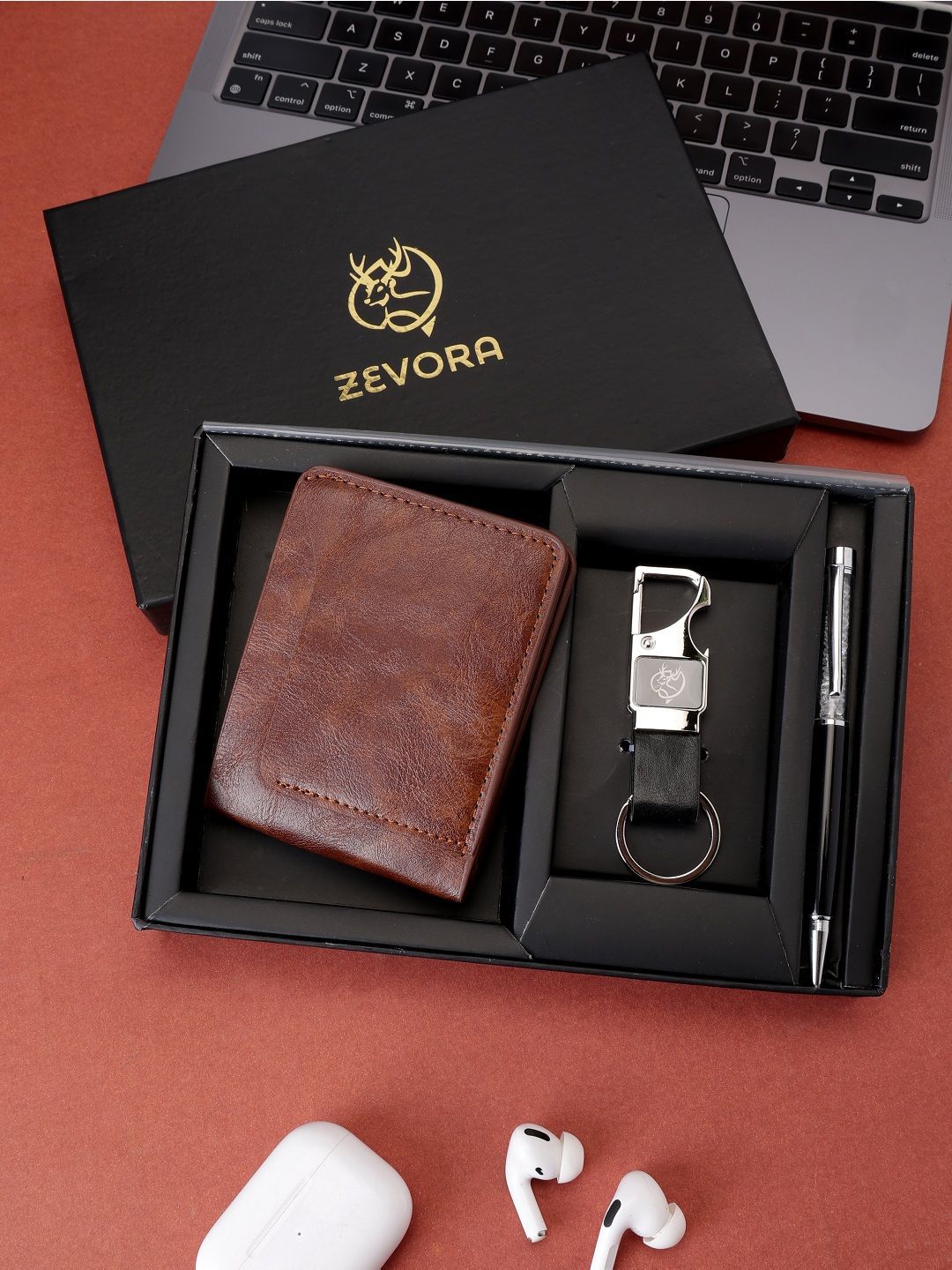 ZEVORA Men Accessory Gift Set of