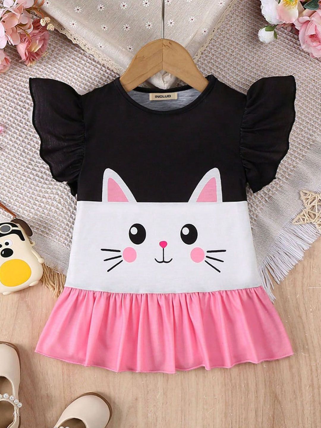 INCLUD Print Flutter Sleeve Top