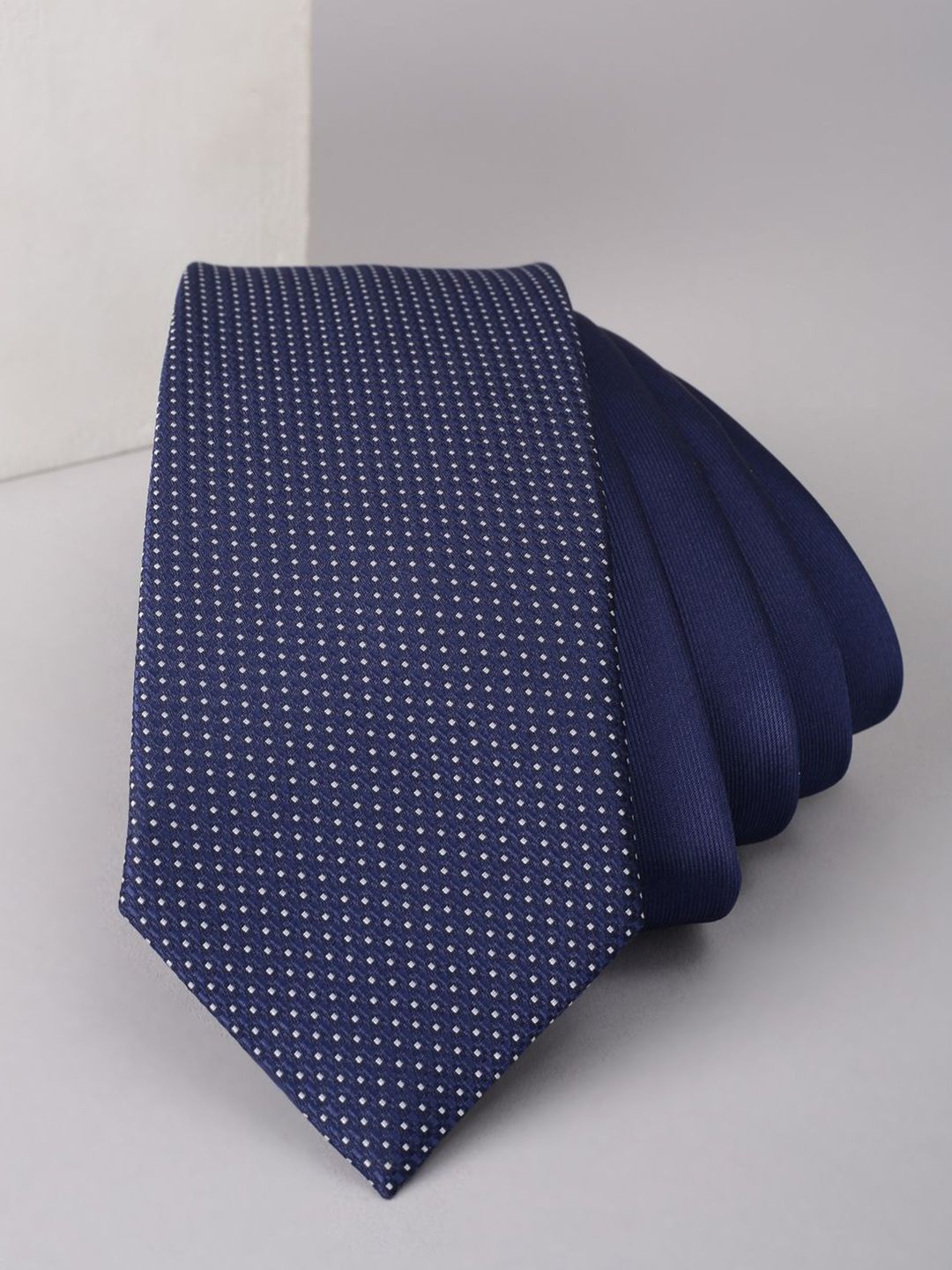 Van Heusen Men Printed Broad Tie