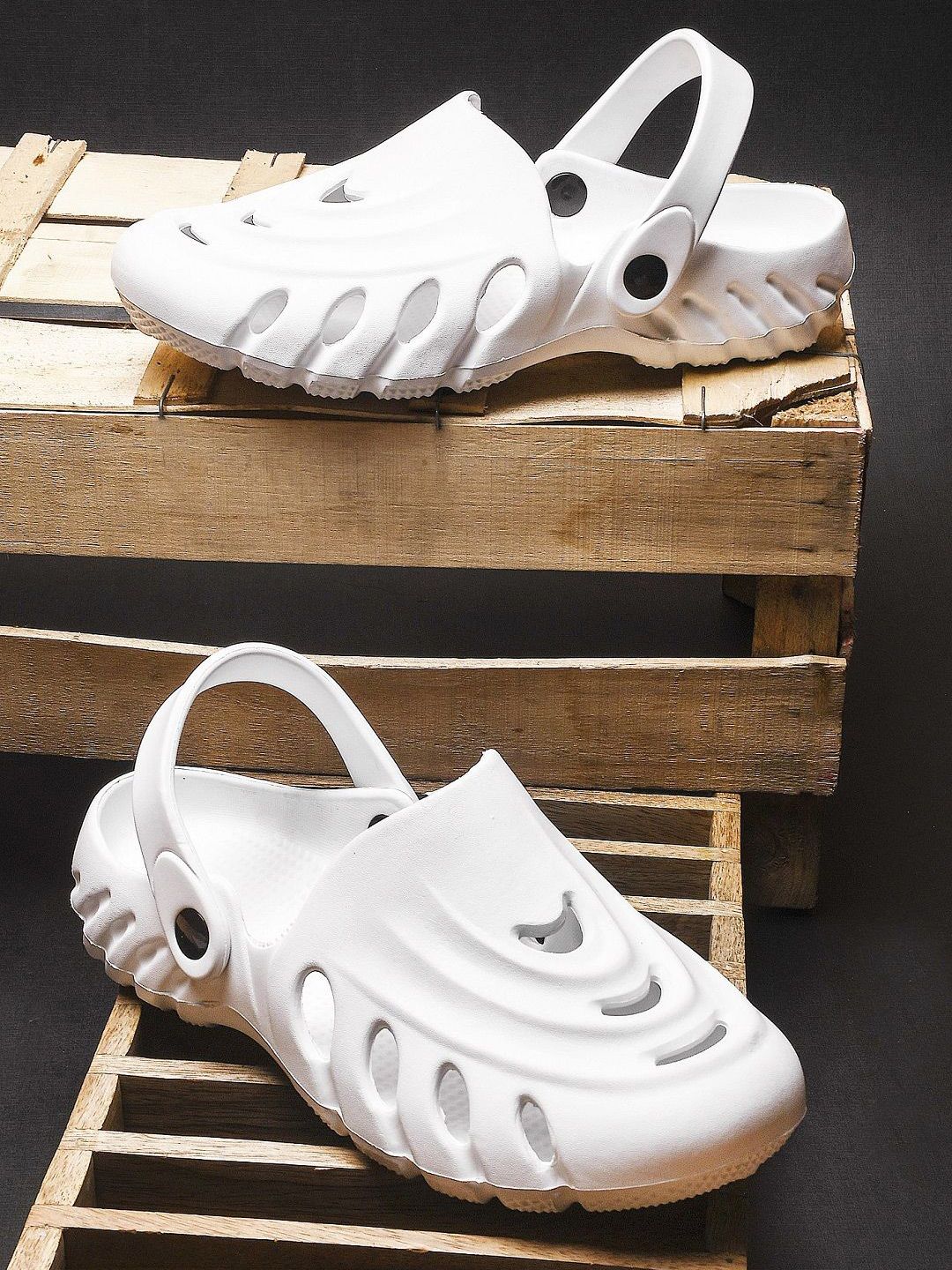 BERSACHE Men Clogs