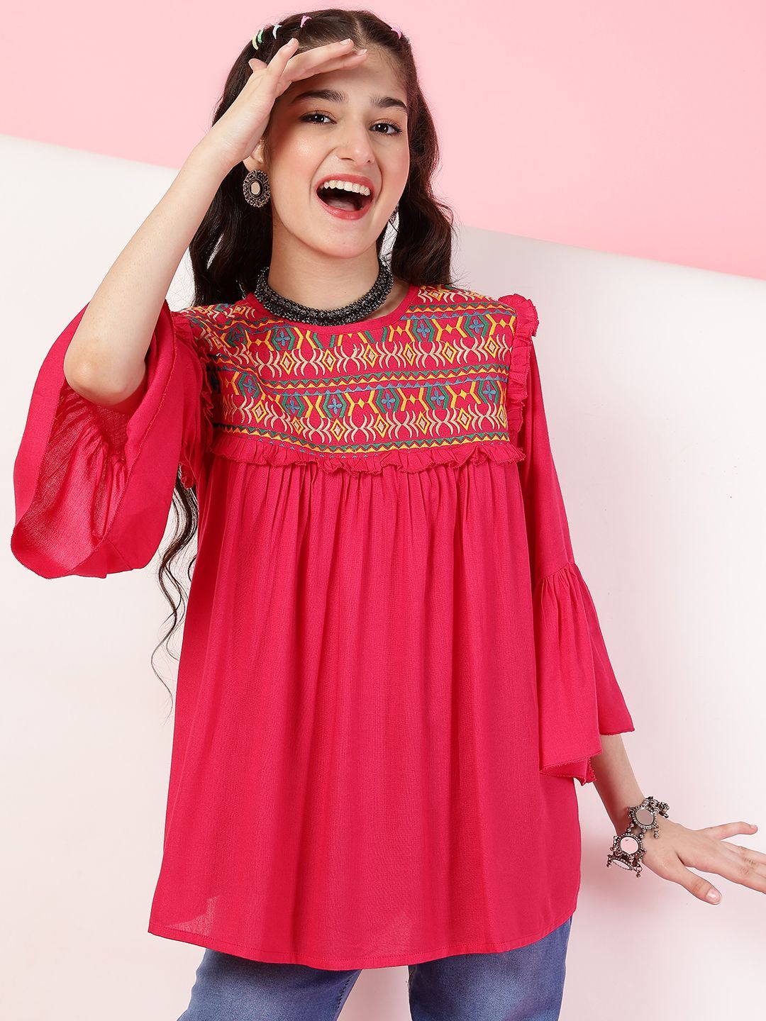 Ishti Girls Geometric Printed Round Neck Top