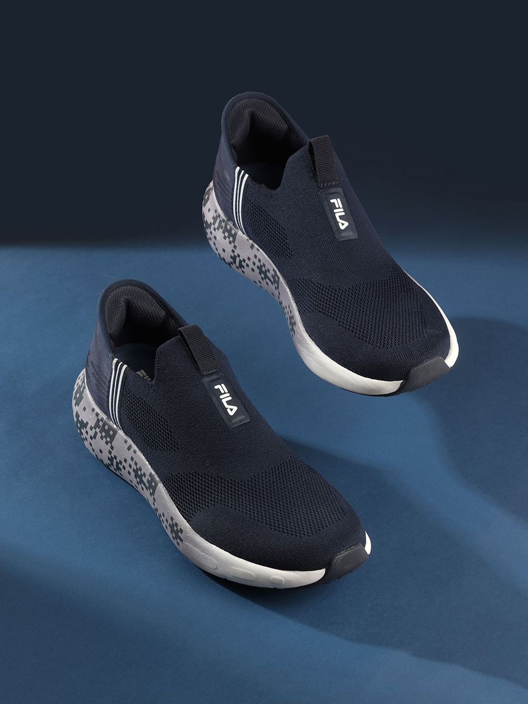 FILA Men EASE ADDOR Walking Shoes
