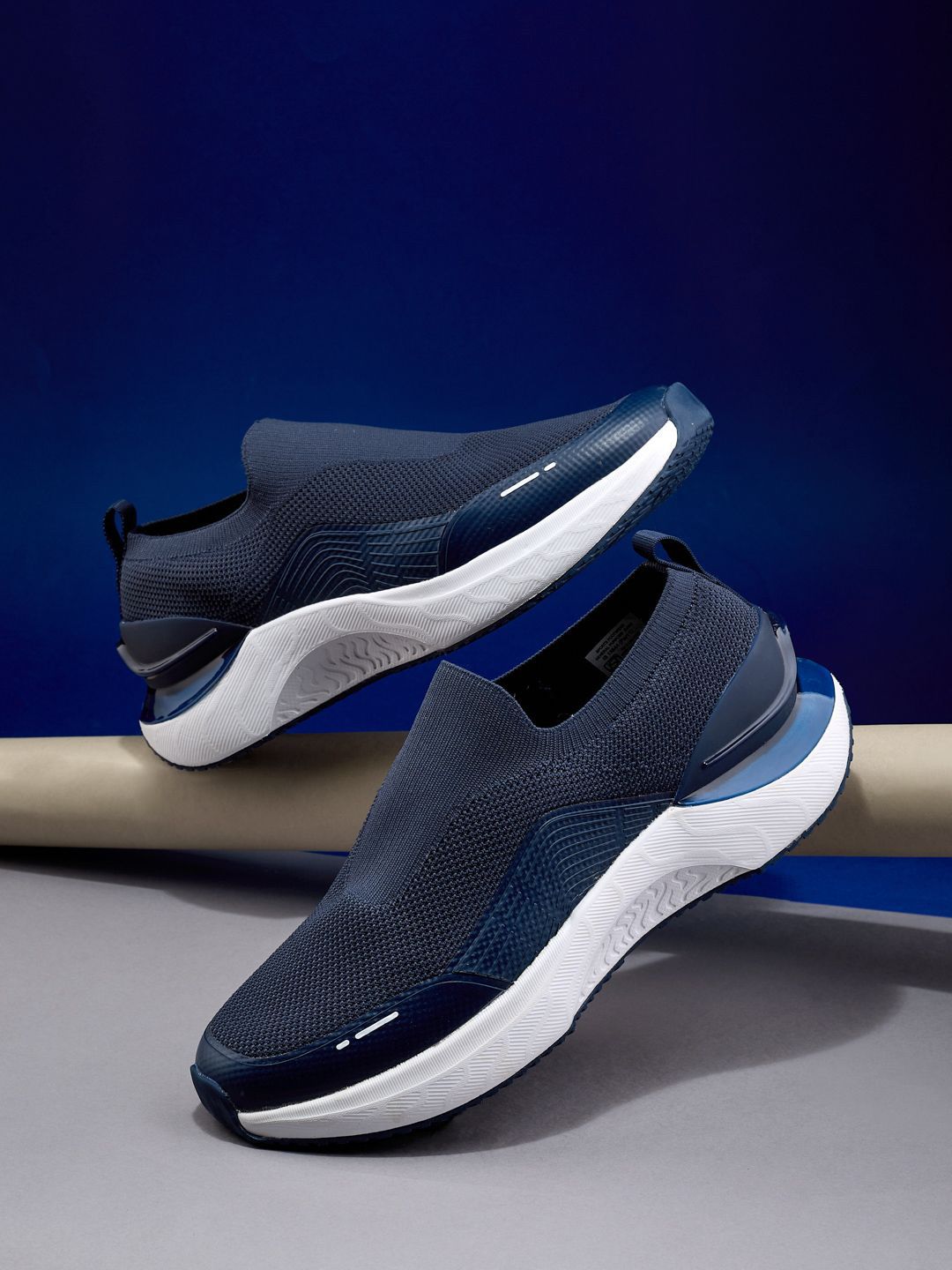 Campus Men FLYNN Textured Slip-On Sneakers