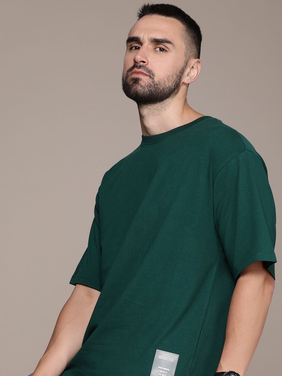 The Roadster Lifestyle Co. Oversized Fit Solid Drop-Shoulder Sleeves Pure Cotton T-shirt