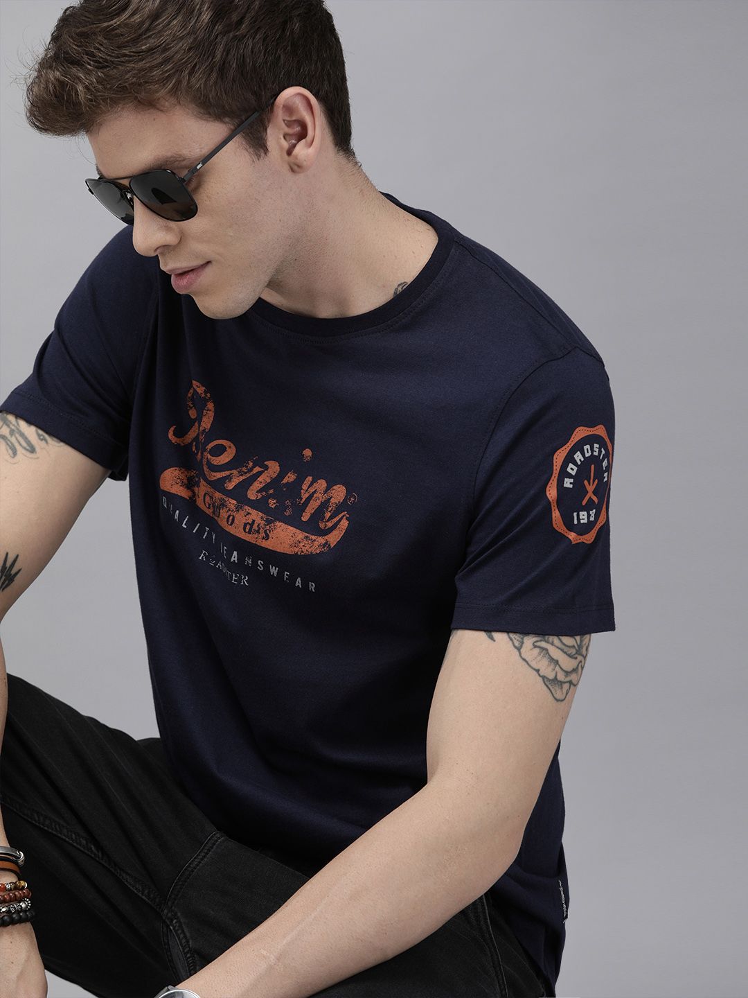 Roadster Men Navy Blue Printed Round Neck  Cotton T-shirt