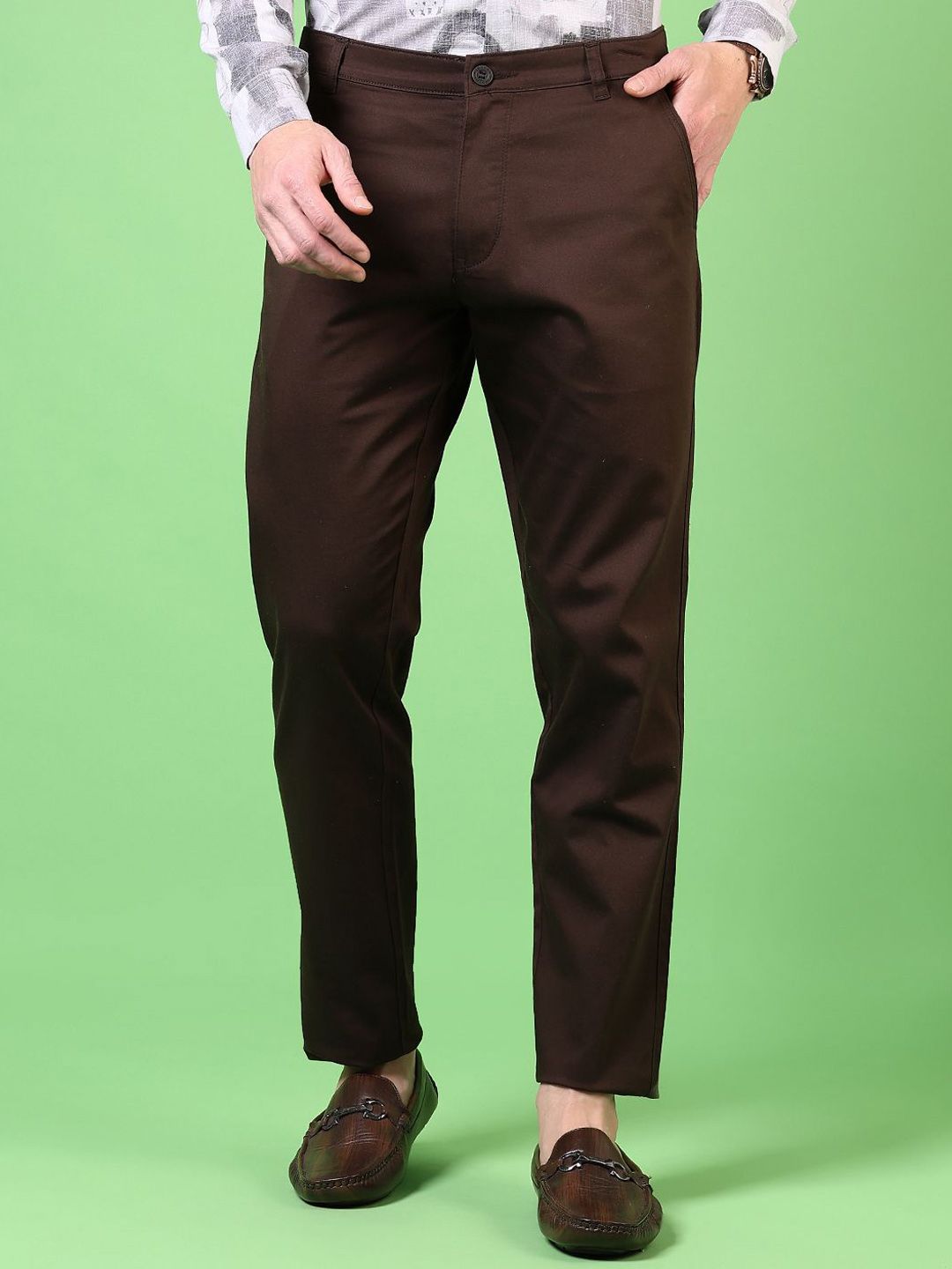 V-Mart Men Regular Fit Mid-Rise Chinos Trousers