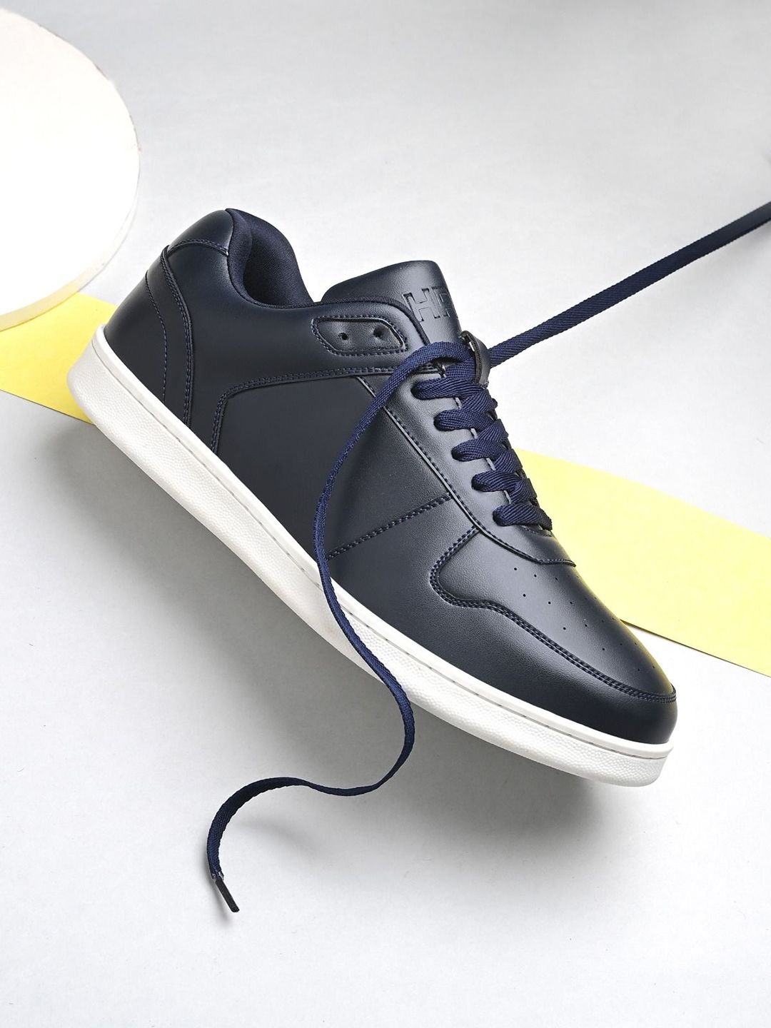 HRX by Hrithik Roshan Unisex Solid Textured Round Toe Sneakers Price in India