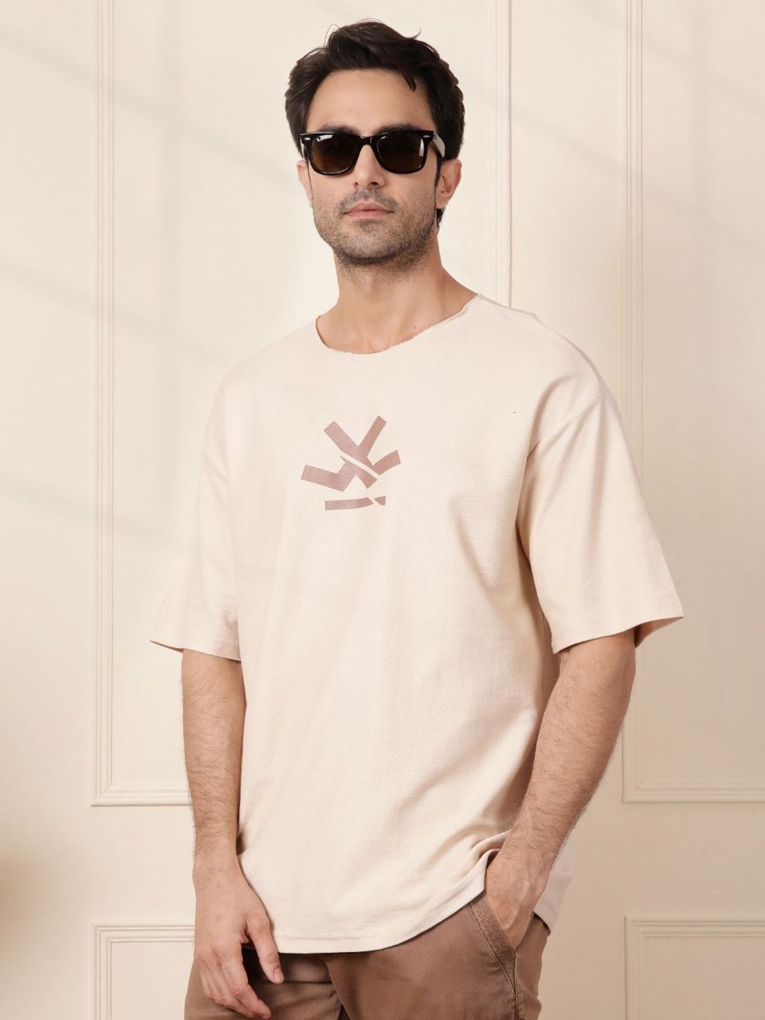WROGN Men Graphic Printed Round Neck Cotton Oversized T-shirt