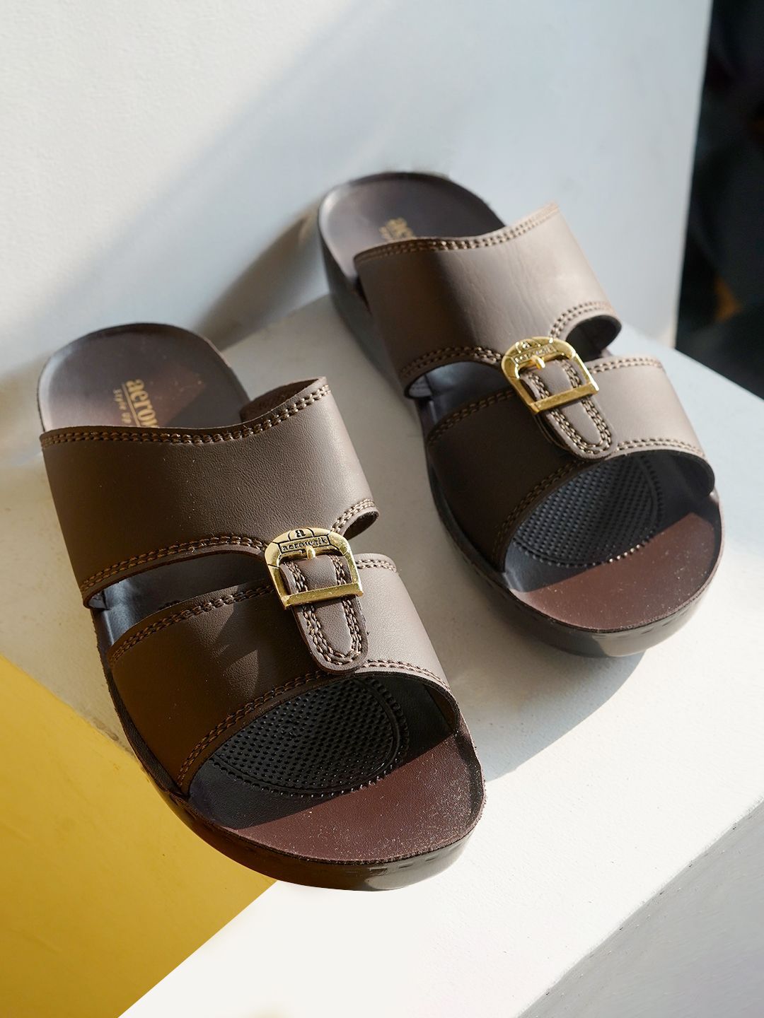 Aerowalk Men Comfort Sandals