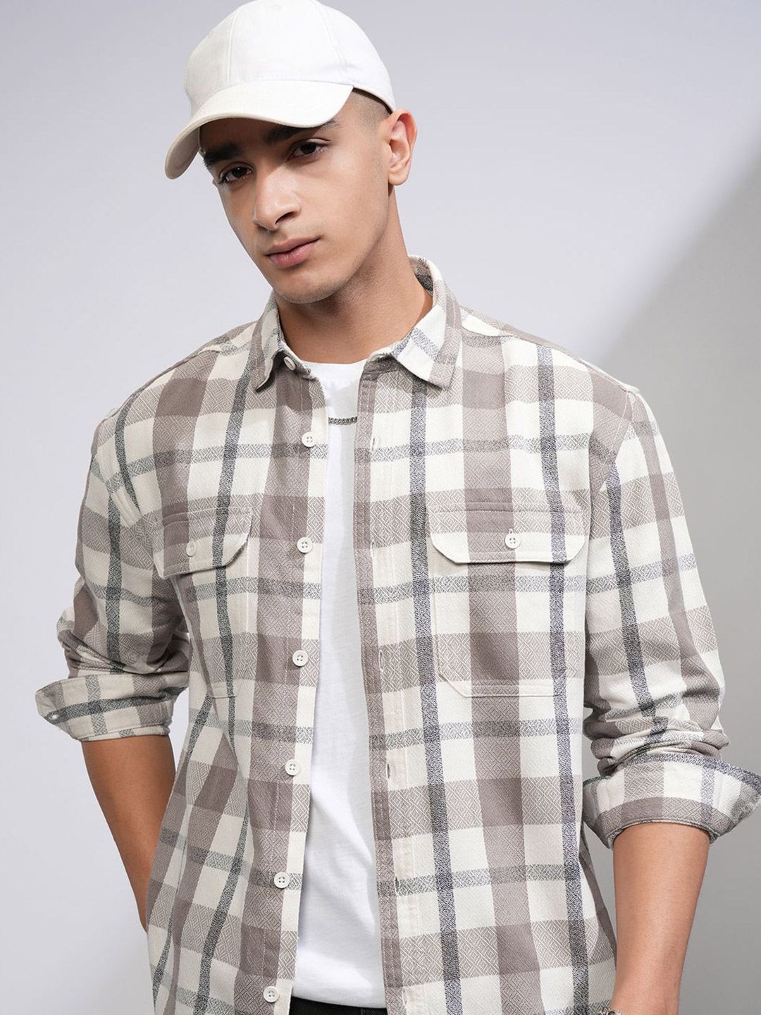 HIGHLANDER Men Relaxed Fit Spread Collar Checked Cotton Casual Shirt