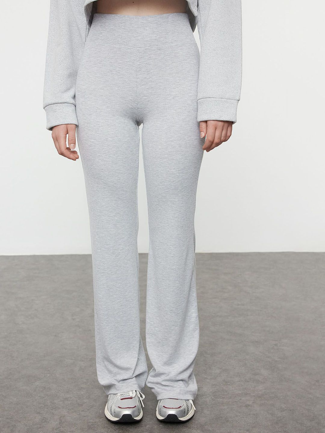 Trendyol Women Solid Track Pants