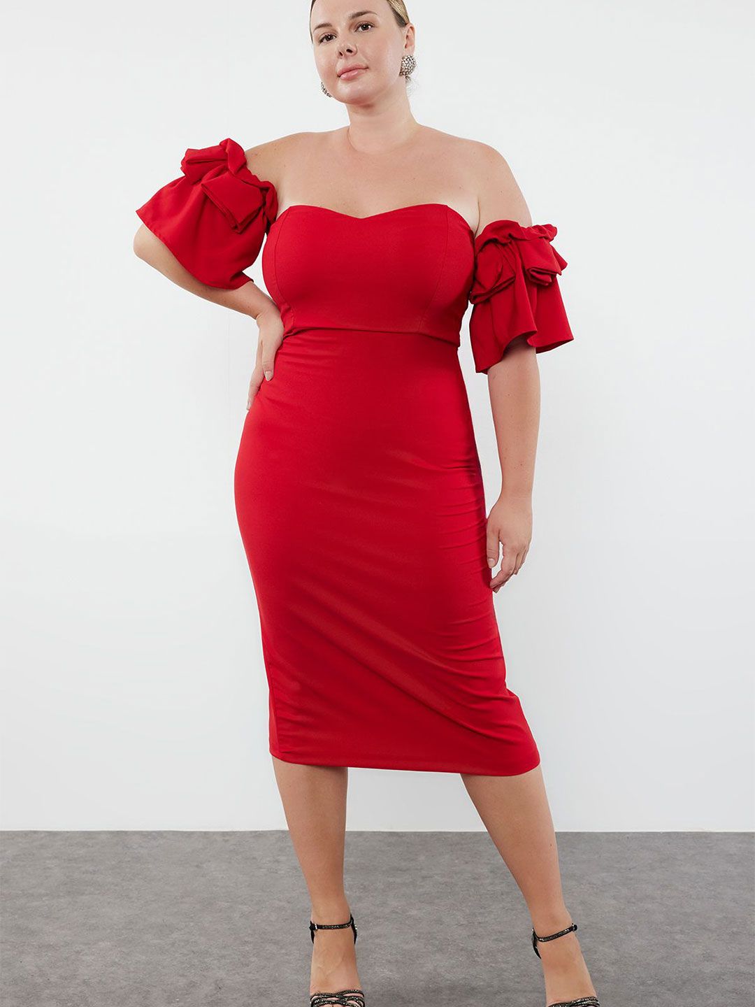 Trendyol Women Off-Shoulder Bodycon Midi Dress