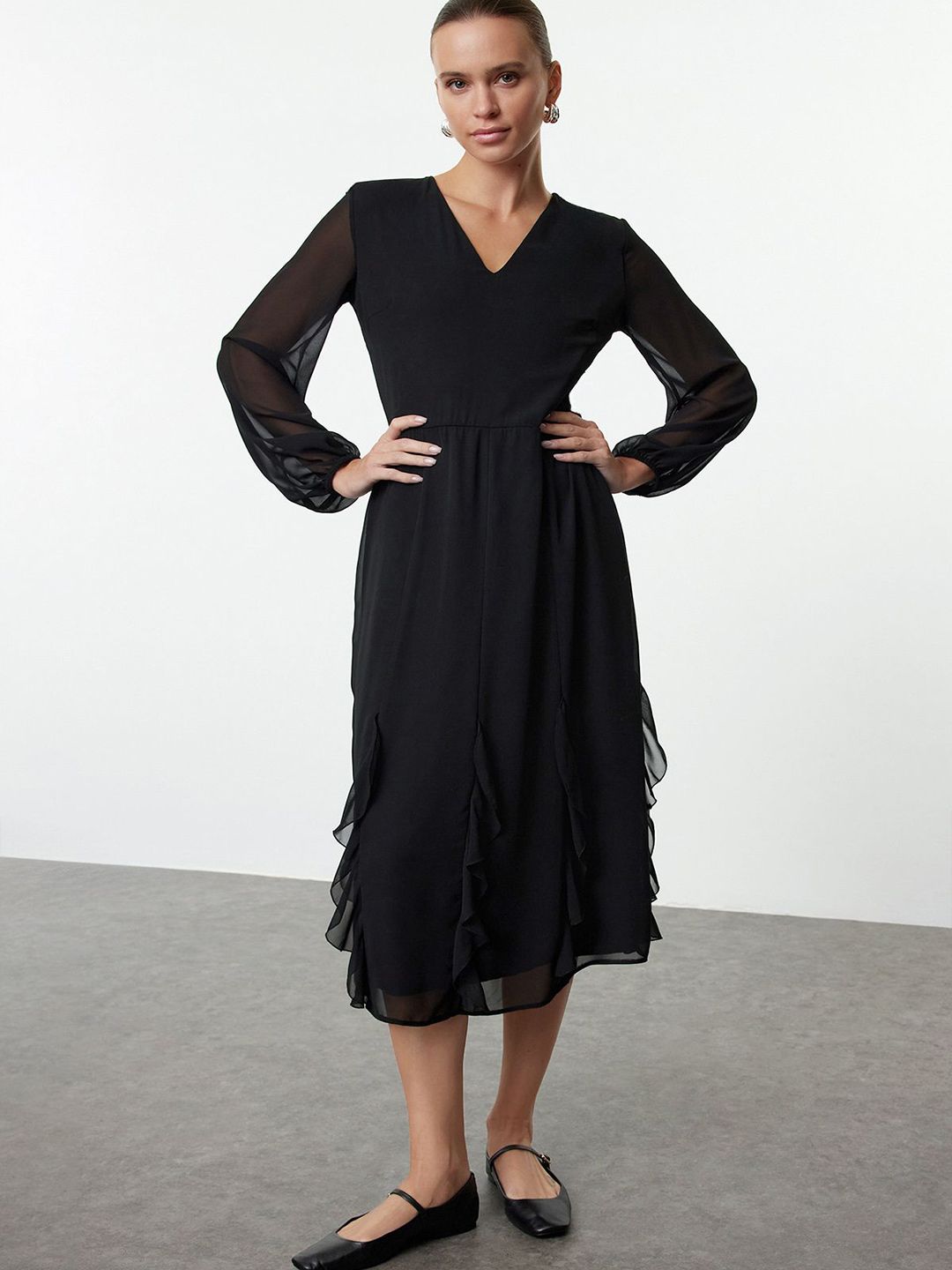 Trendyol Women Fit and Flare Midi Dress