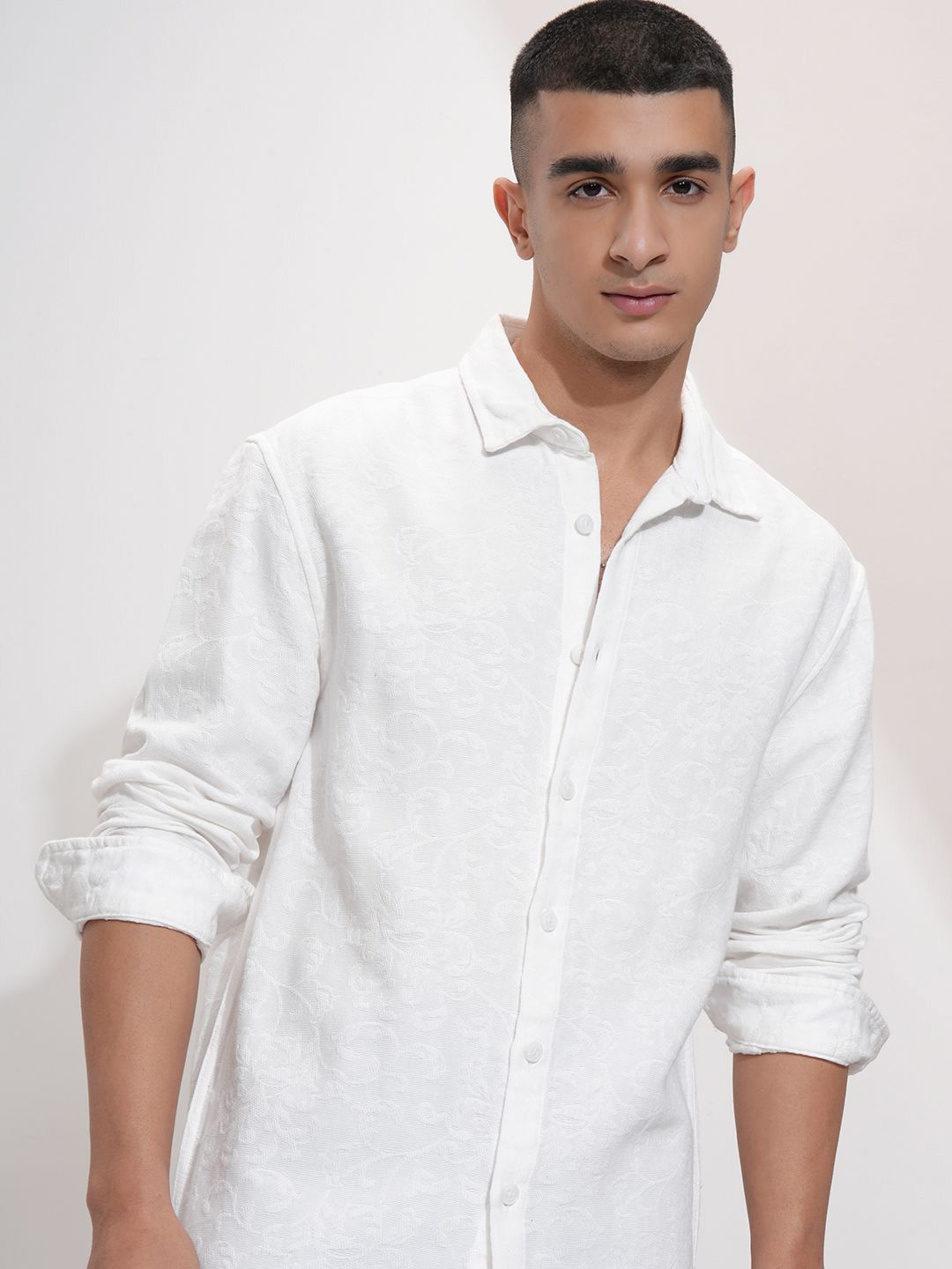 HIGHLANDER Men Spread Collar Textured Cotton Casual Shirt