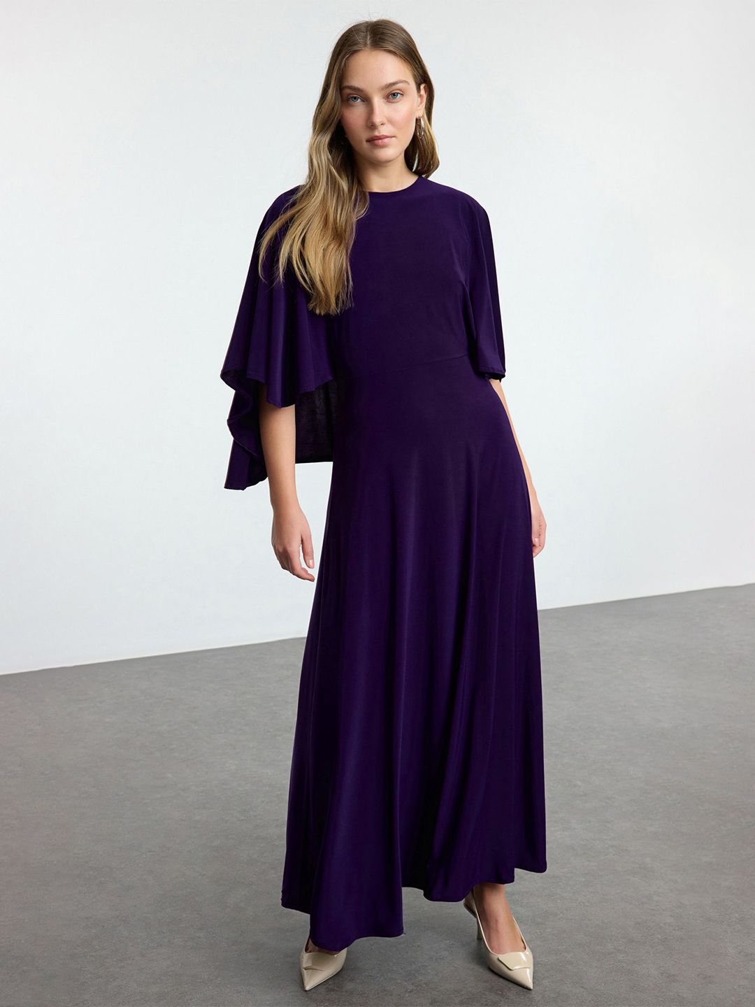 Trendyol Cape Sleeve Maxi Dress