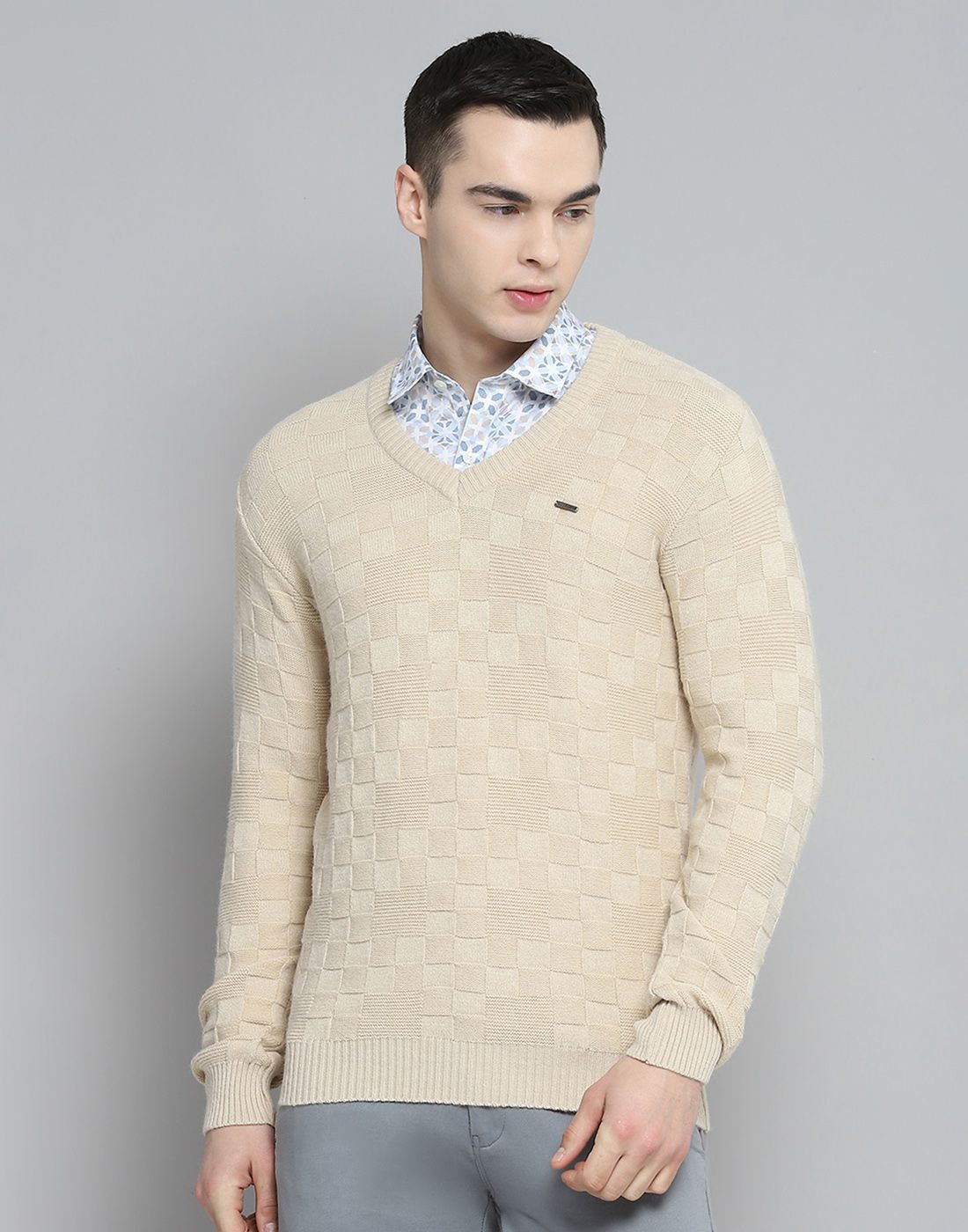 Cloak & Decker Men Self Design Woollen Pullover