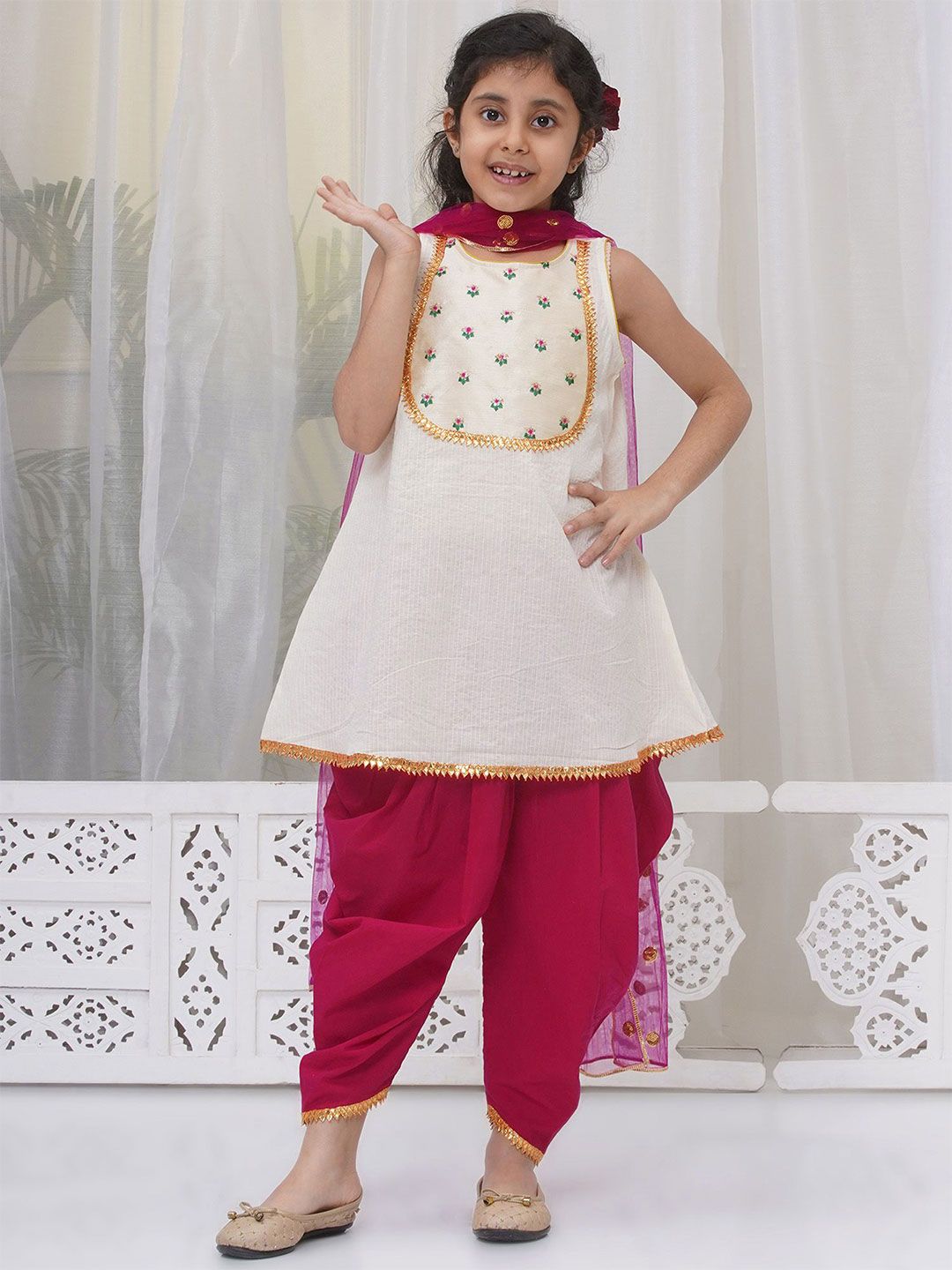 Little Bansi Girls Embroidered Thread Work Pure Cotton Kurta With Dhoti Pants & Dupatta