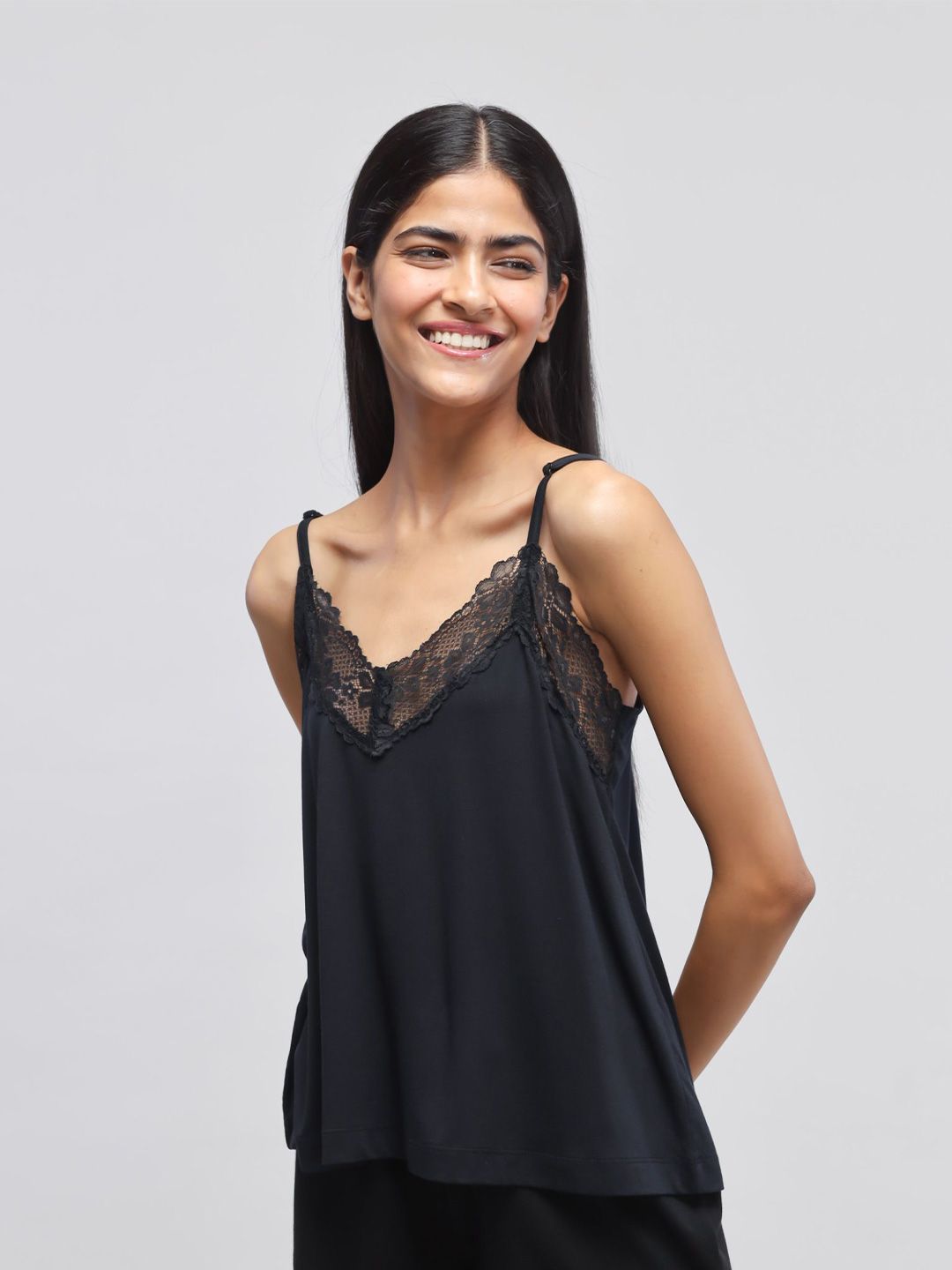 Buy necesera Women Lace Cami Tops - Tops for Women 32438085 | Myntra