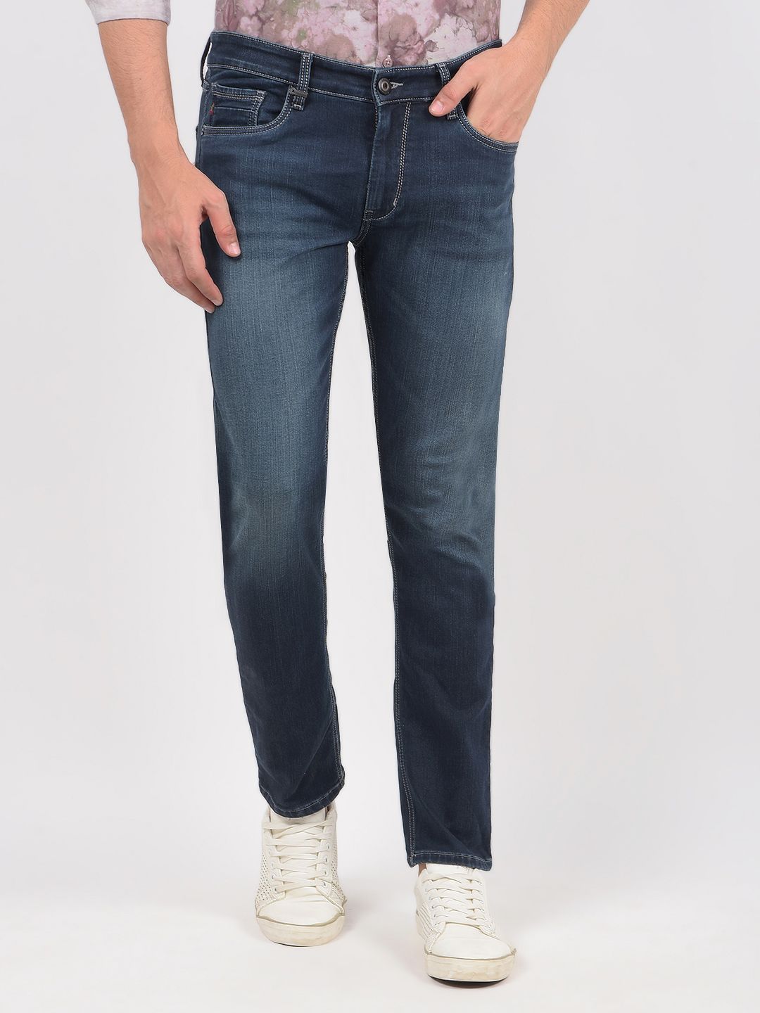 Numero Uno Men Skinny Fit Low-Rise Light Fade Stretchable Jeans