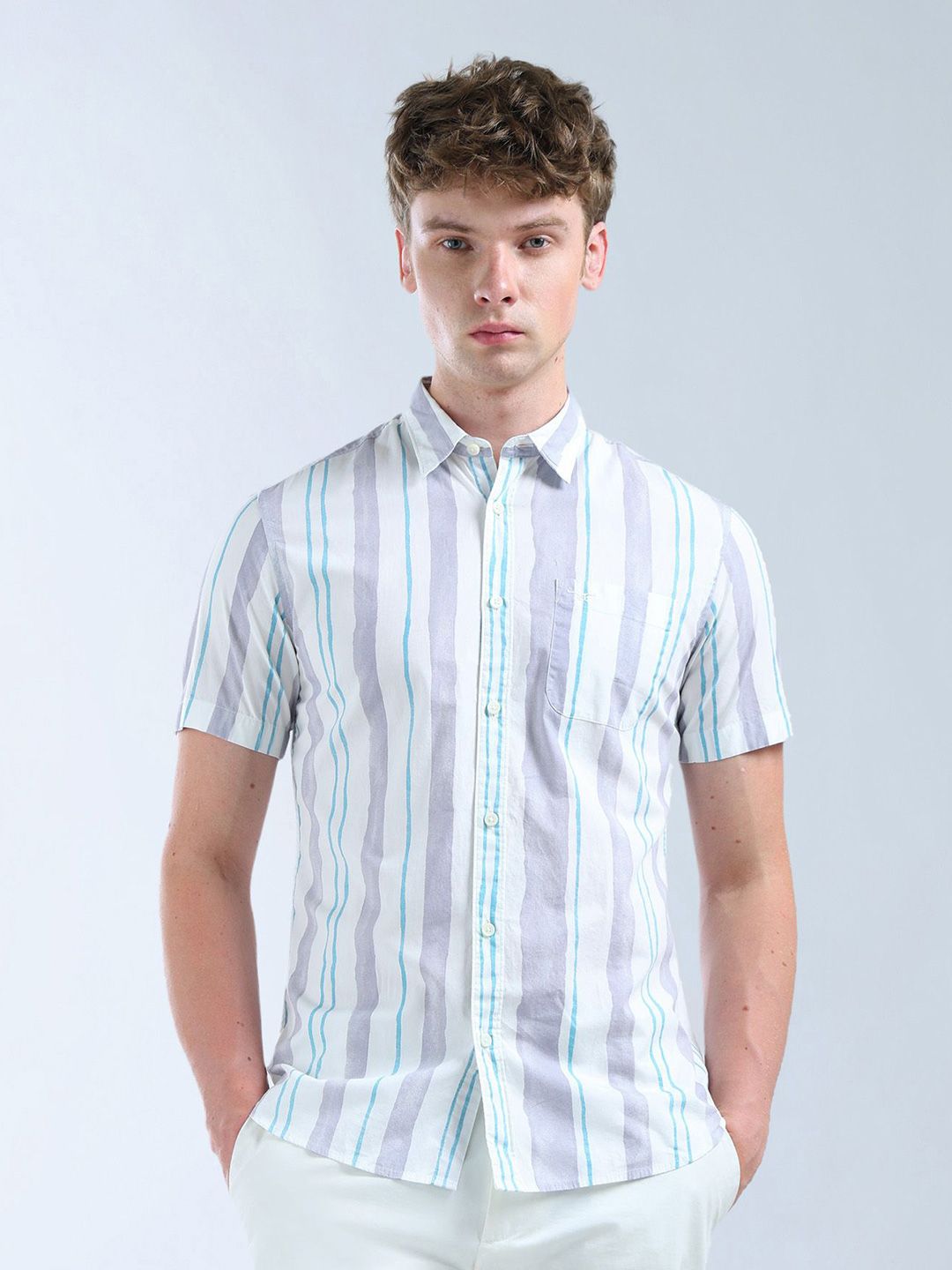 Flying Machine Men Slim Fit Spread Collar Vertical Striped Cotton Casual Shirt