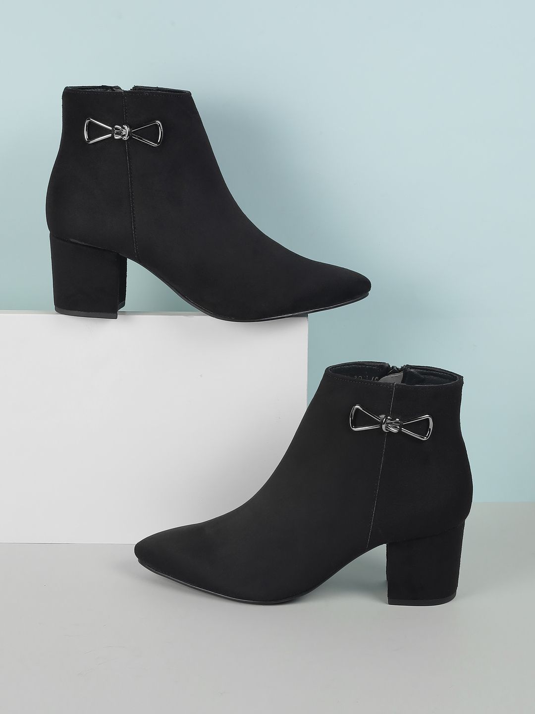 Mochi Women Round Toe Regular Boots