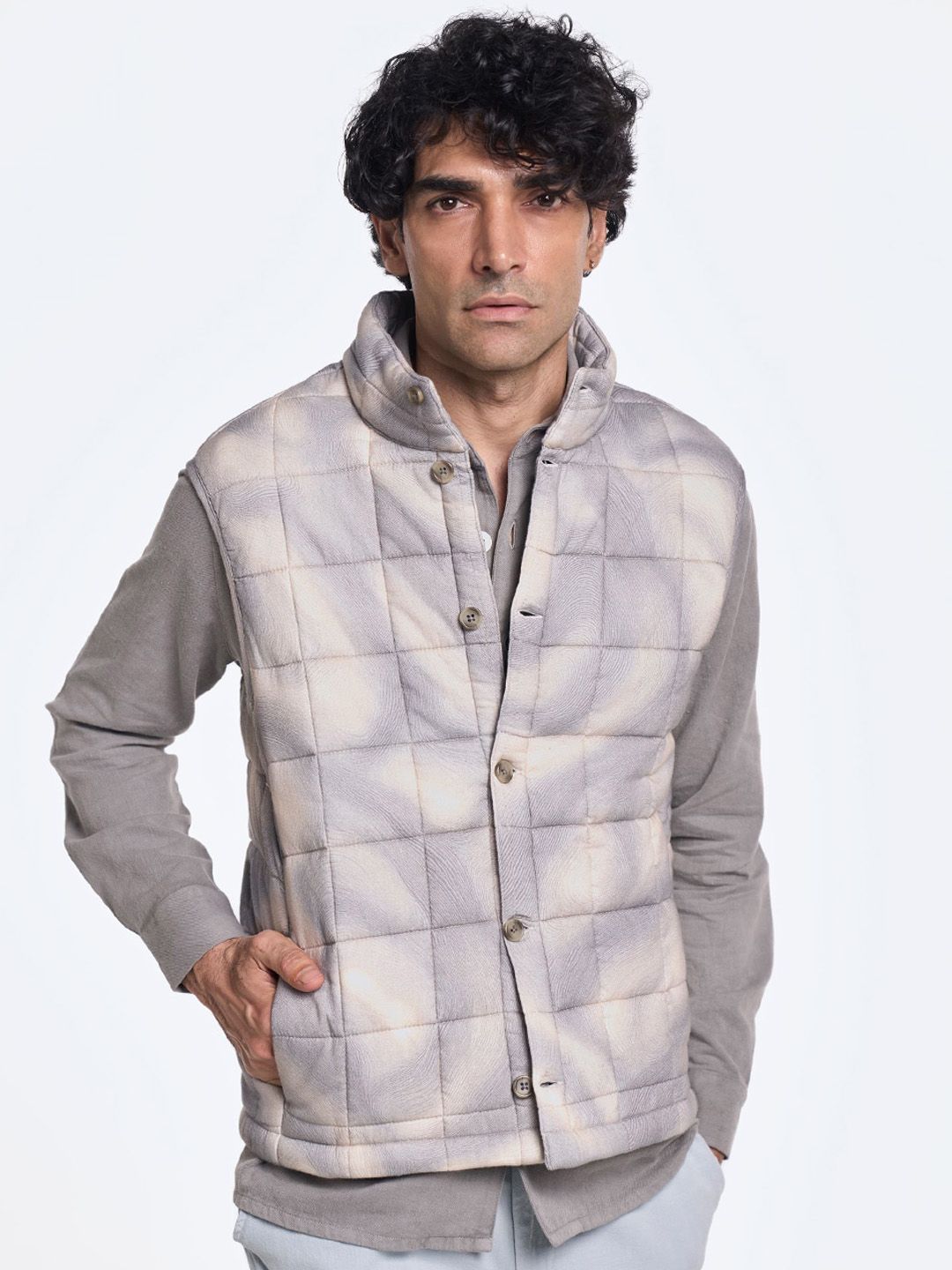 Terra Luna Men Mandarin Collar Abstract Printed Cotton Casual Padded Jacket