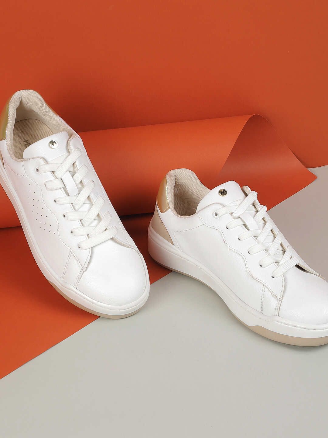 Metro Women Sneakers Price in India