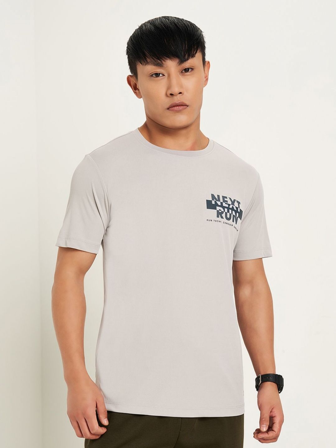 Ajile by Pantaloons Men Typography Printed Round NeckT-shirt