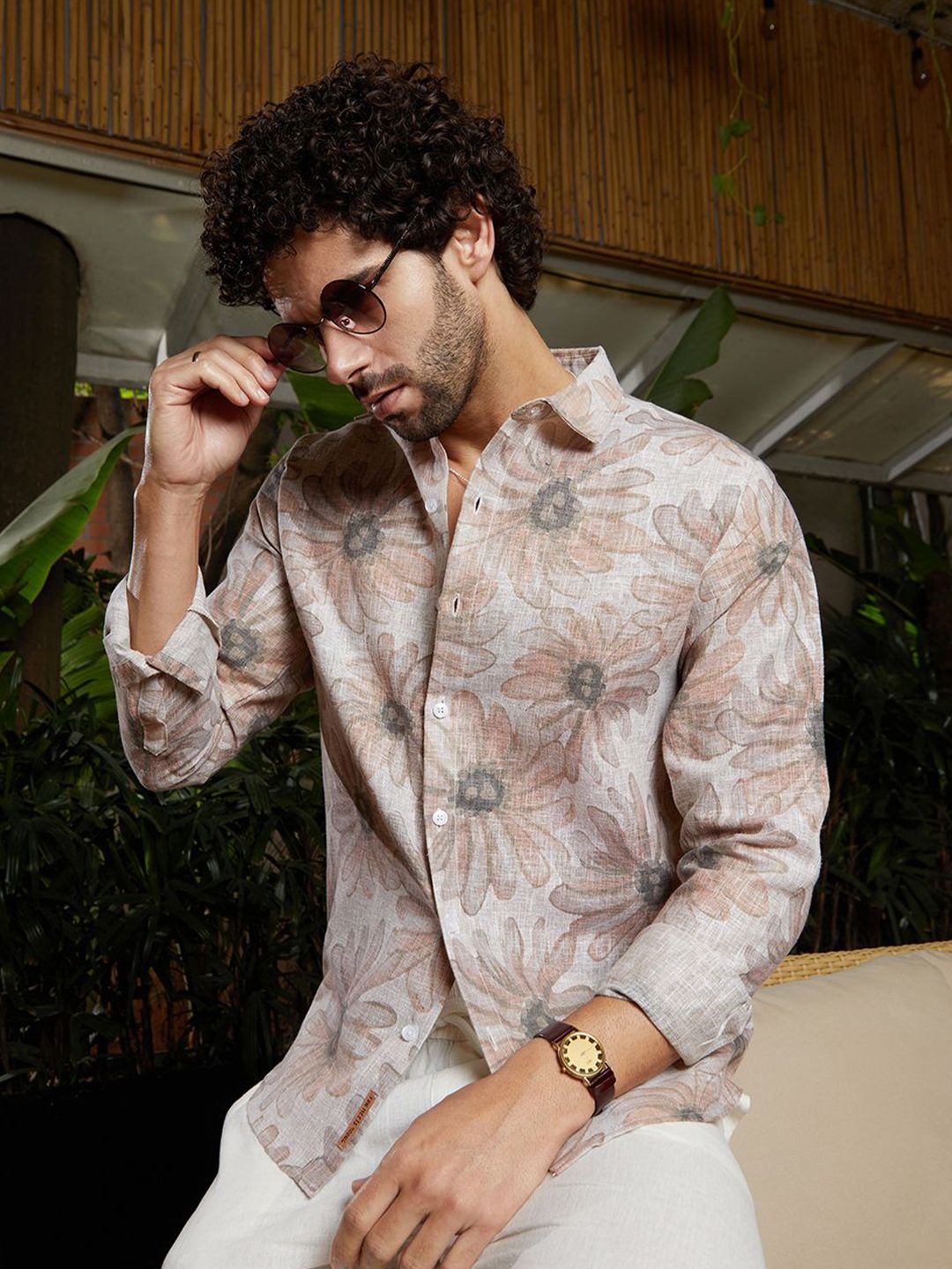 CAHOOT Men Comfort Spread Collar Floral Printed Linen Casual Shirt