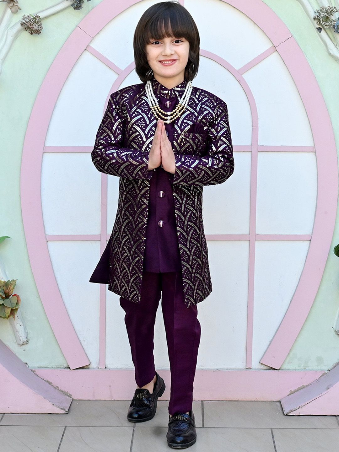 ahhaaaa Boys Sequinned Embroidered Sherwani Set