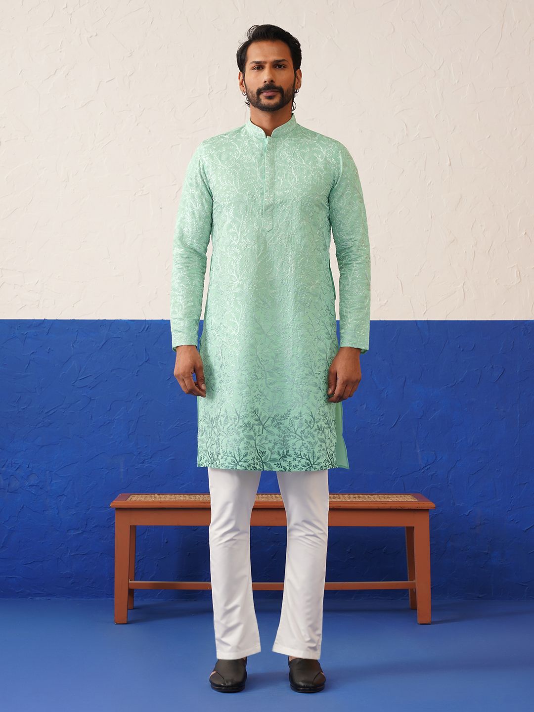 TheEthnic.Co Men Floral Embroidered Mandarin Collar Pure Georgette Straight Kurta