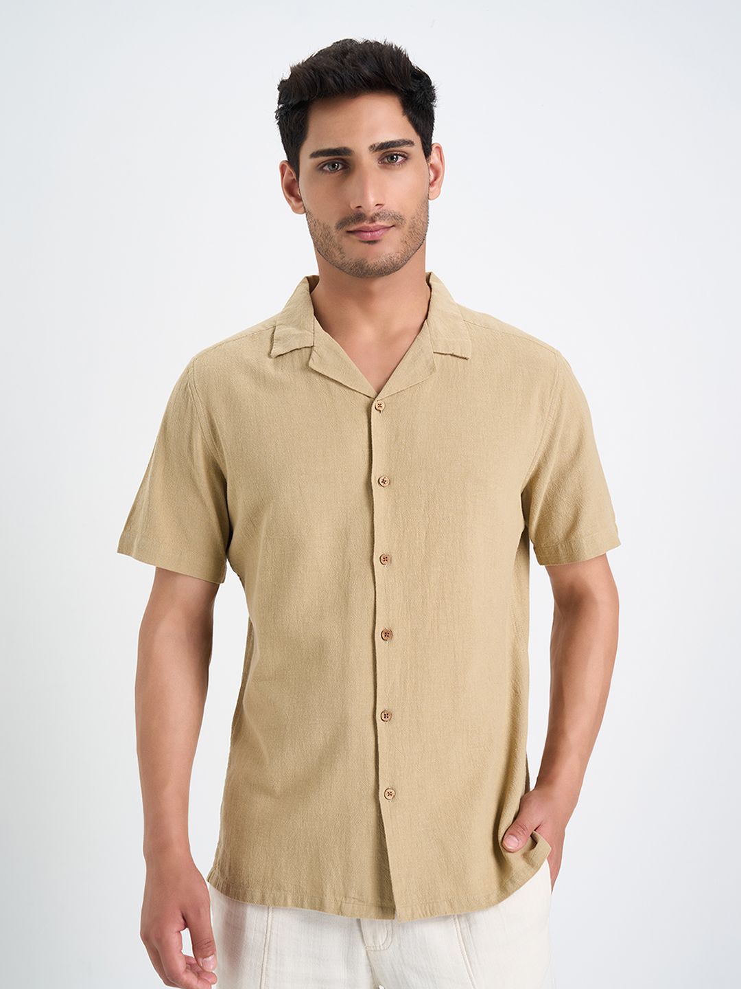 7 Alt by Pantaloons Men Relaxed Fit Cuban Collar Textured Cotton Casual Shirt