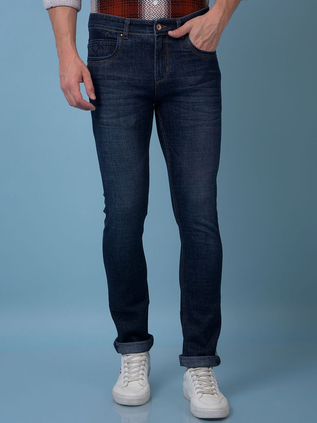 Crimsoune Club Men Slim Fit Mid-Rise Heavy Fade Stretchable Jeans