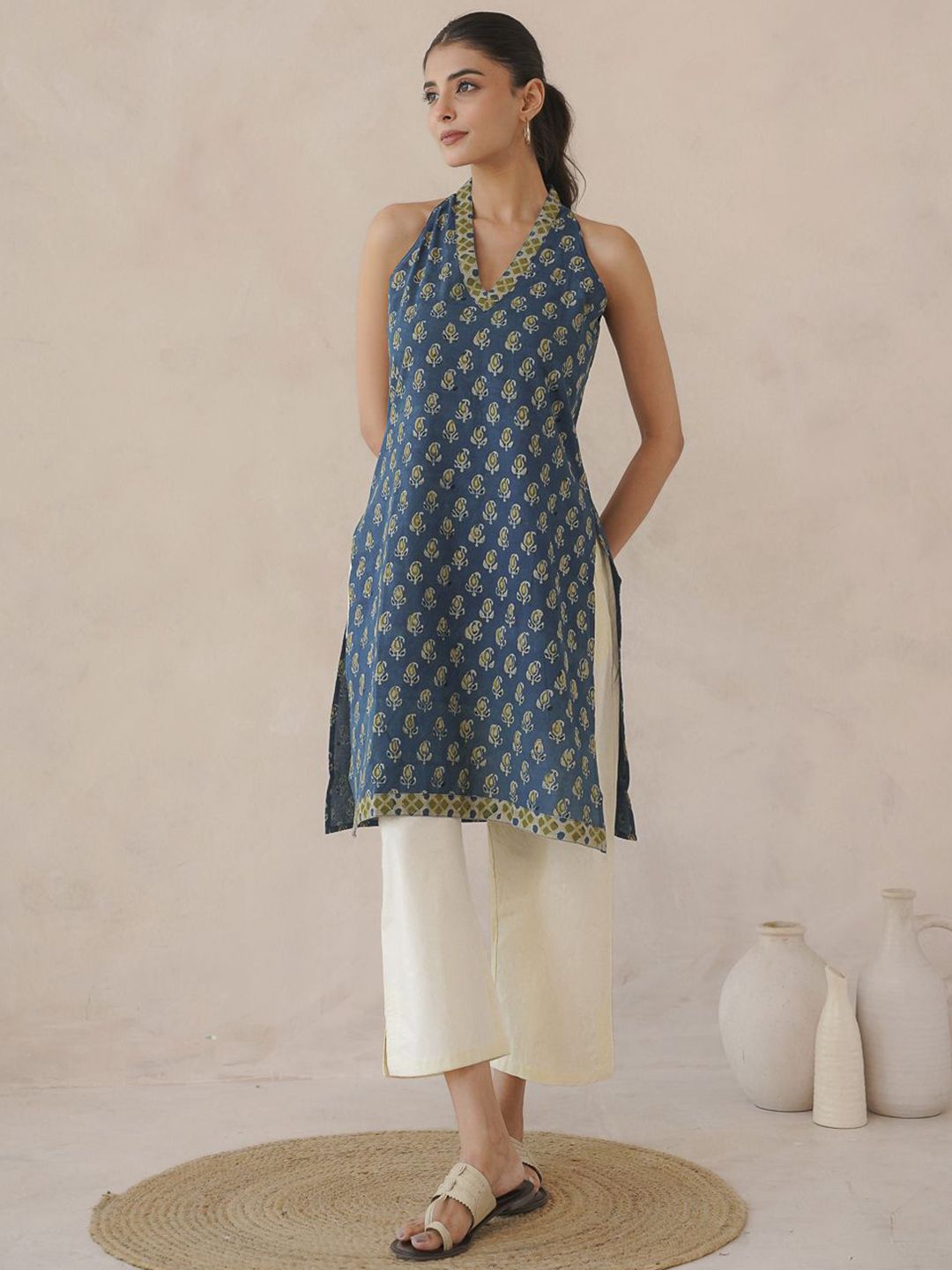 GOODHAND Paisley Printed V-Neck Pure Cotton Straight Kurta