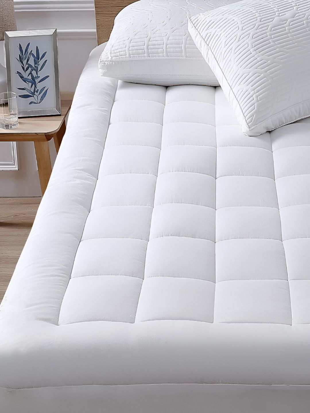 tundwal's tundwal's White Quilted Microfiber Water Resistant Topper King Size Mattress Protector