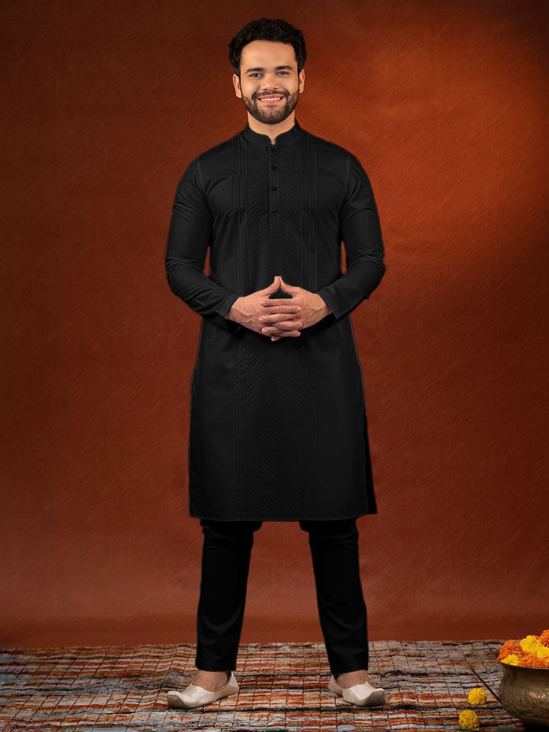 TheEthnic.Co Men Solid Woven Design Festive Cotton Straight Kurta