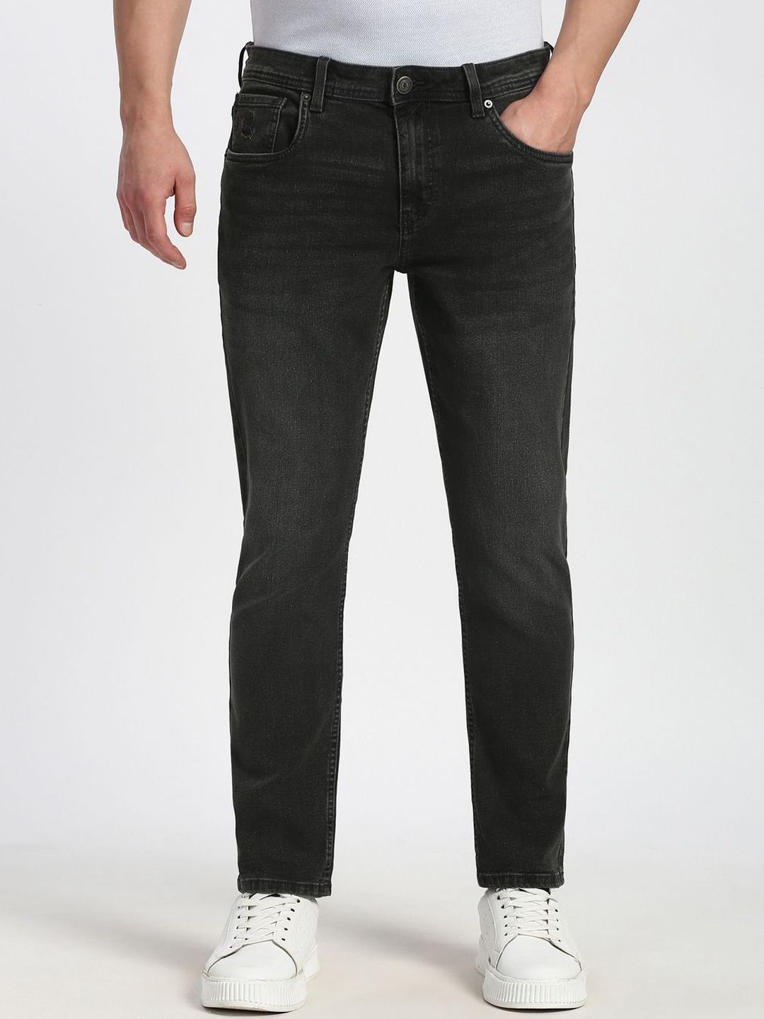 Peter England Casuals Men Slim Fit Mid-Rise  Jeans