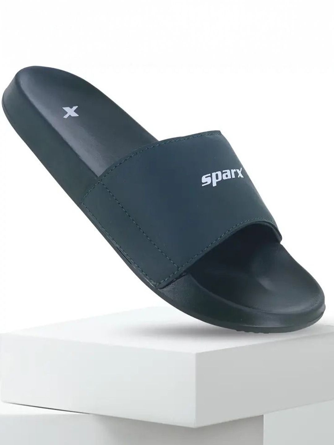 Sparx Men Typography Printed Sliders