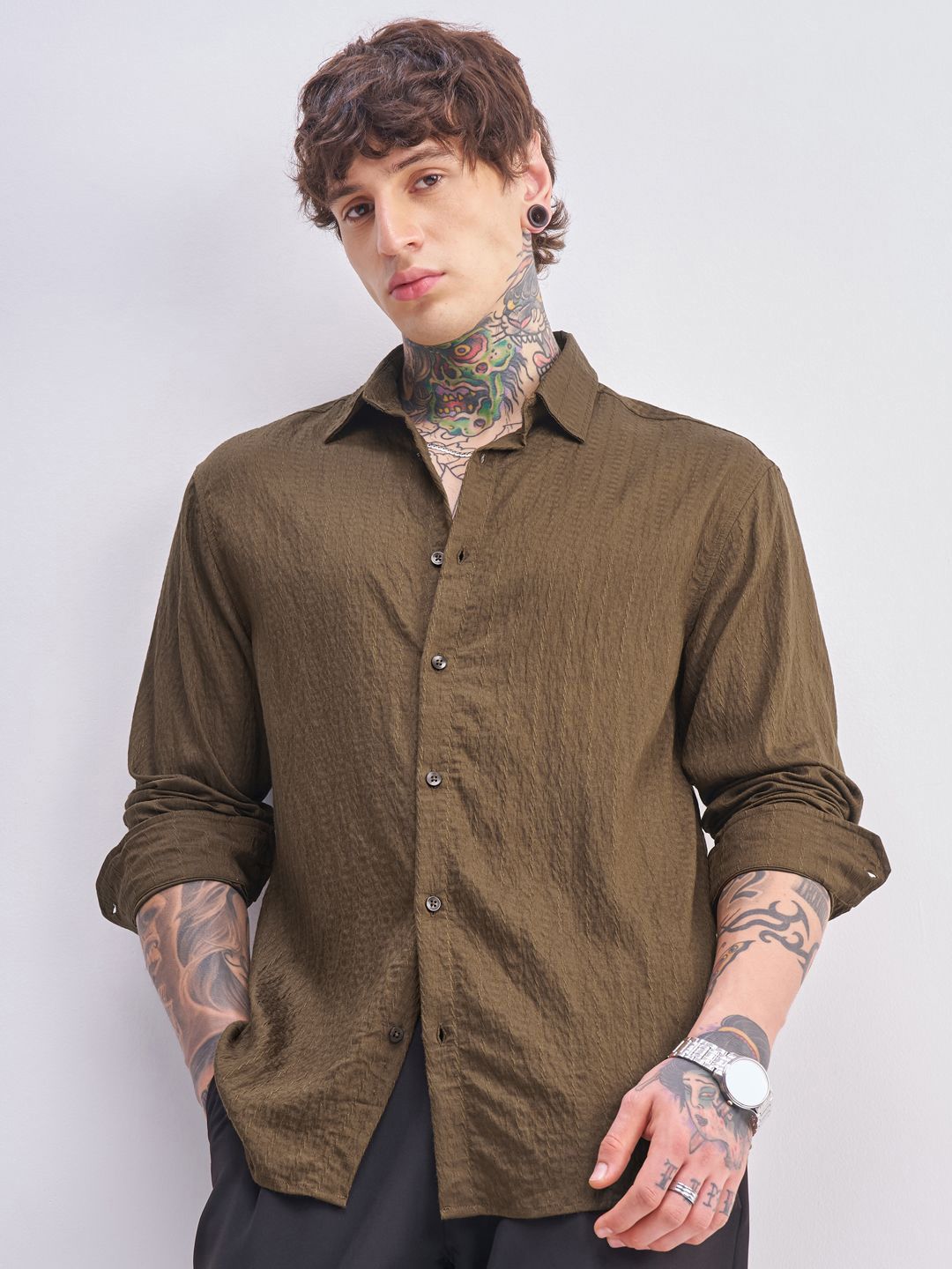 HIGHLANDER Men Relaxed Fit Textured Spread Collar Casual Shirt