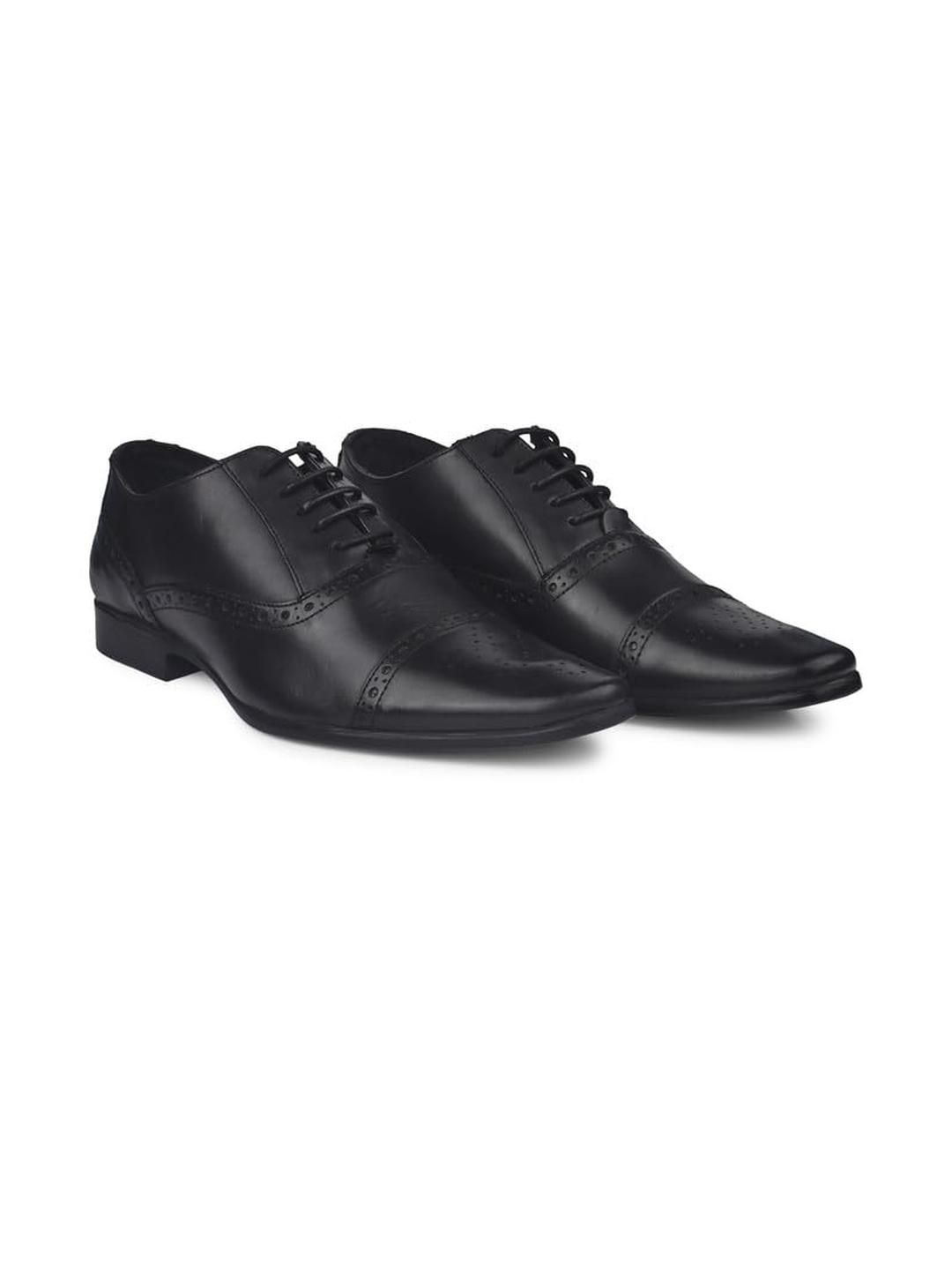 FEET FIRST Men Black Soild Formal Leather Loafers