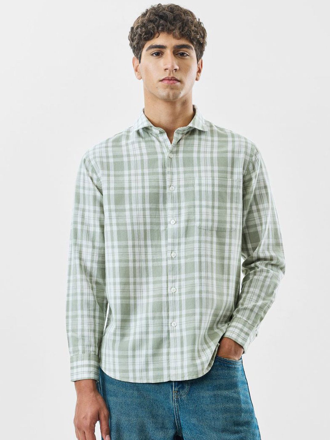 Snitch Men Checked Spread Collar Casual Shirt Offers & Cashback