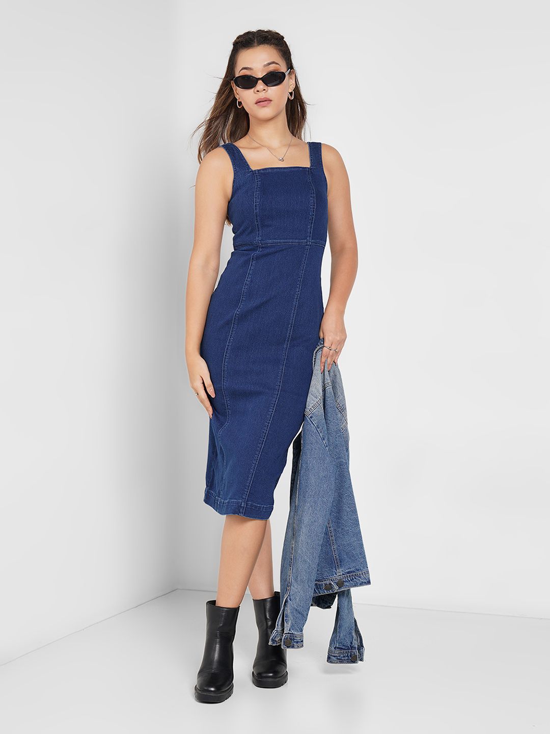 SF JEANS by Pantaloons SF JEANS by Pantaloons Shoulder Straps Sheath Midi Dress