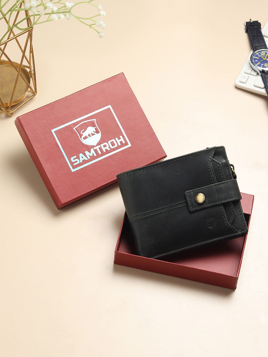 SAMTROH Men Zip Detail Leather Two Fold Wallet